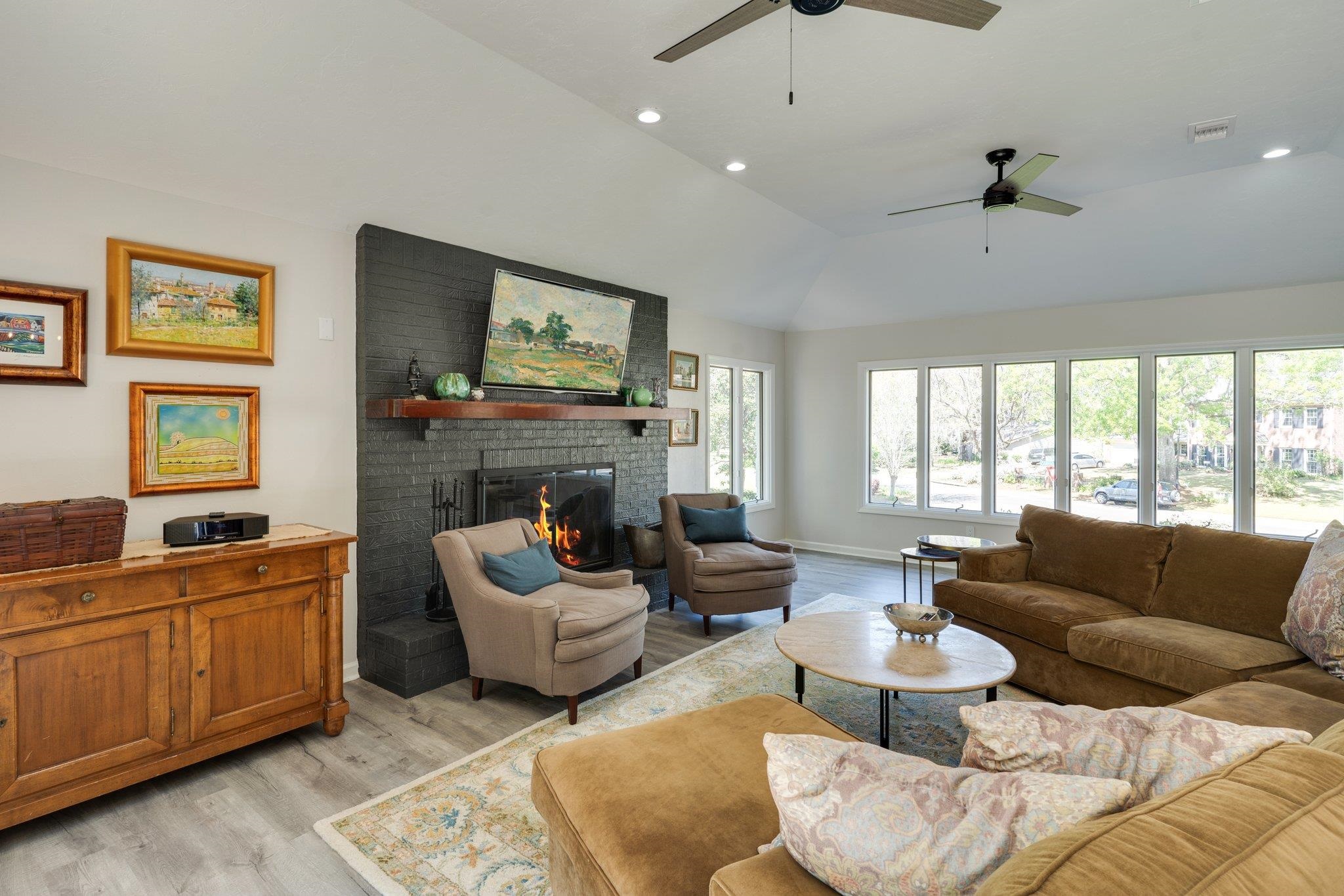 2570 Noble Drive, Tallahassee, Texas image 11