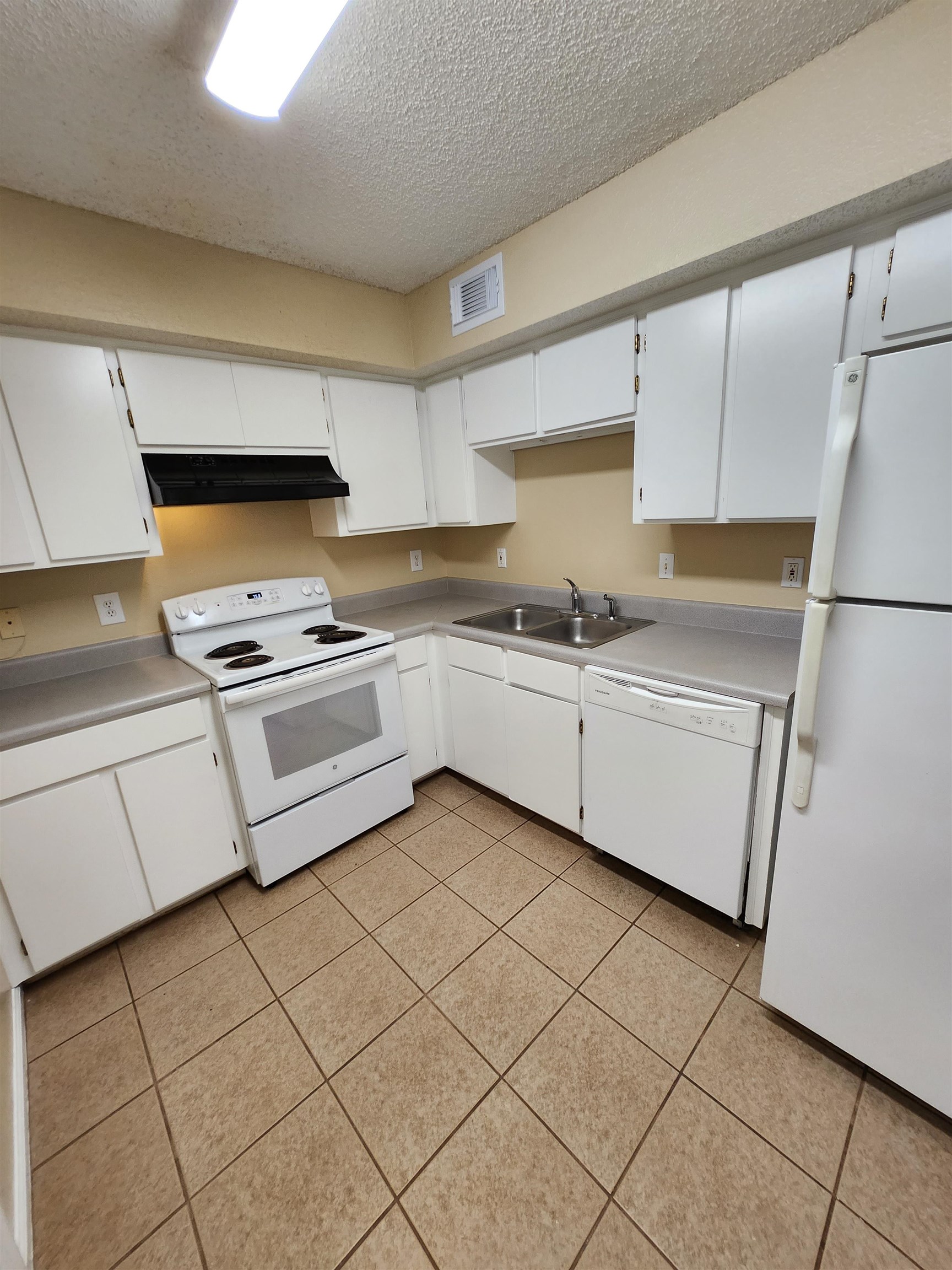 1100 Green Tree Court #C, Tallahassee, Florida image 6