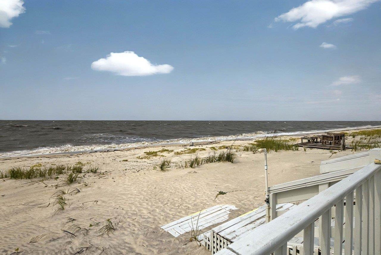 1195 Alligator Drive, Alligator Point, Florida image 10