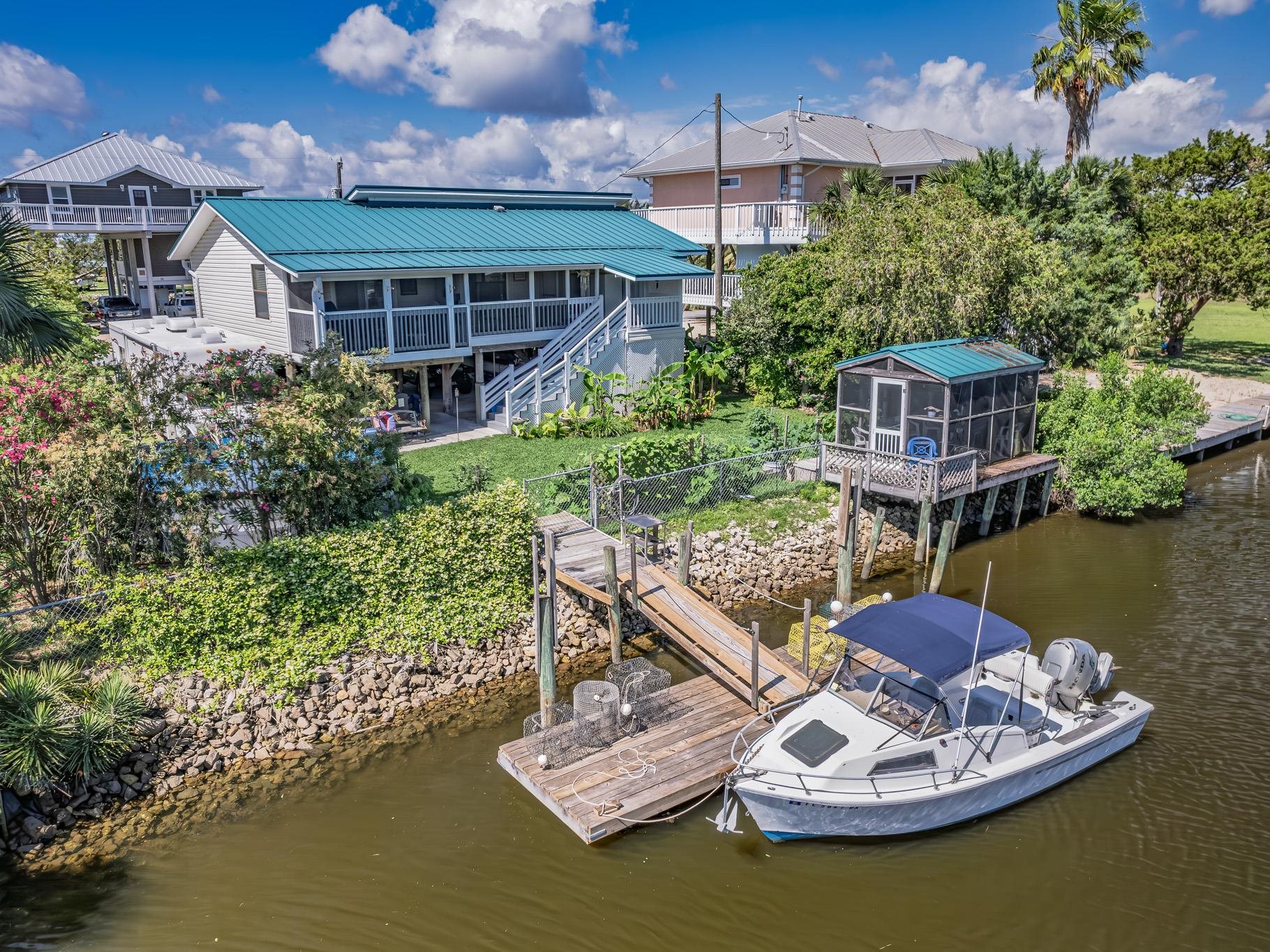 83 Gulf Breeze Drive, Crawfordville, Florida image 1