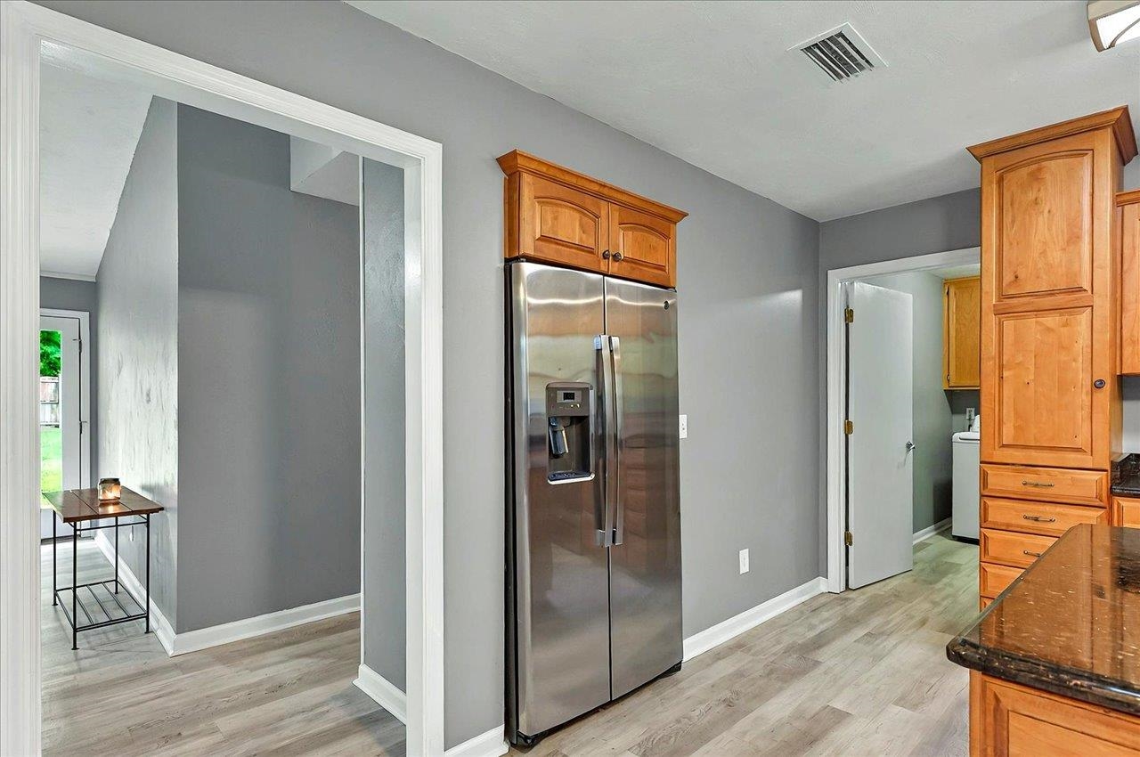 8112 Blue Quill Trail, Tallahassee, Texas image 11