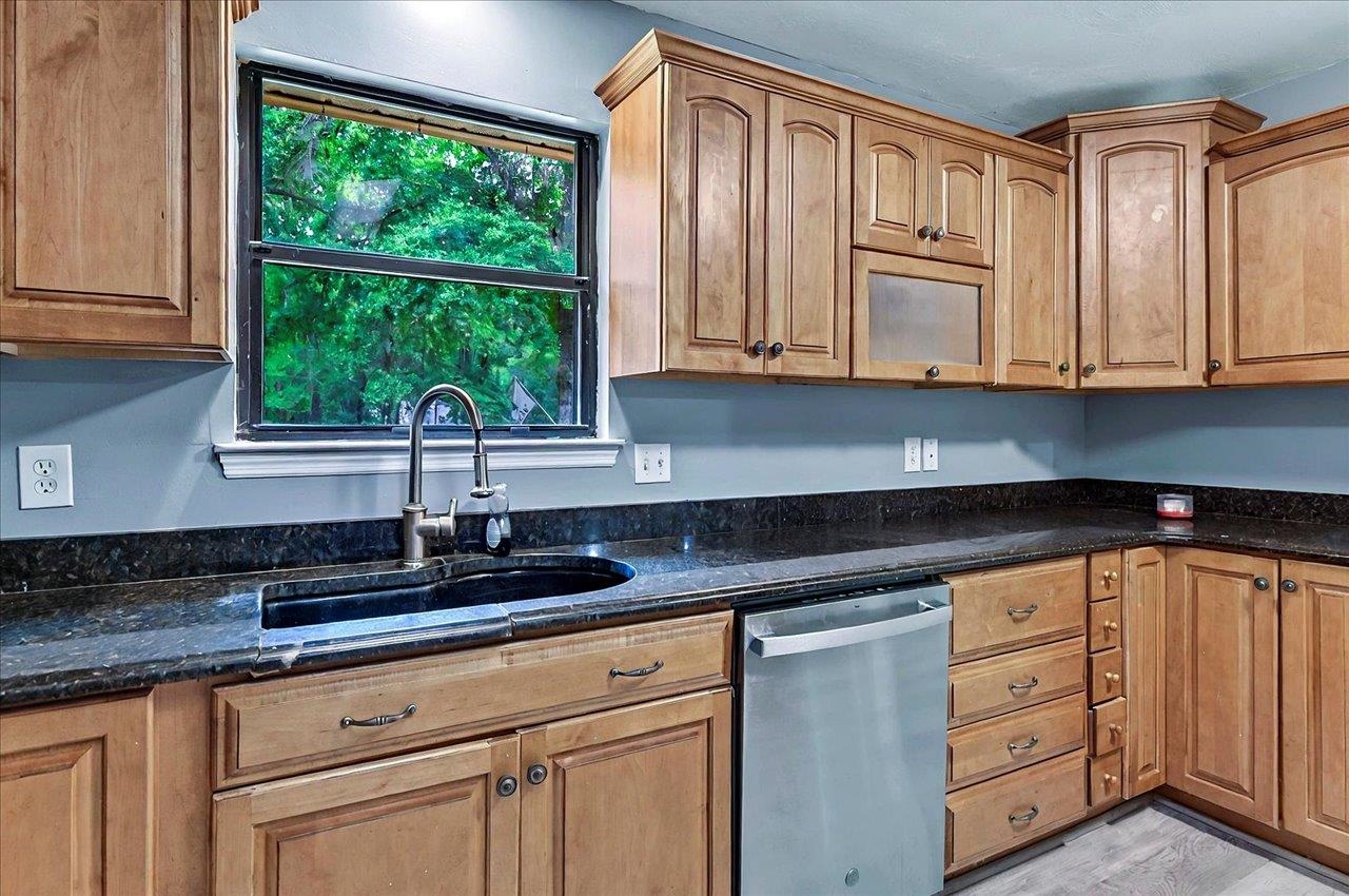 8112 Blue Quill Trail, Tallahassee, Texas image 15