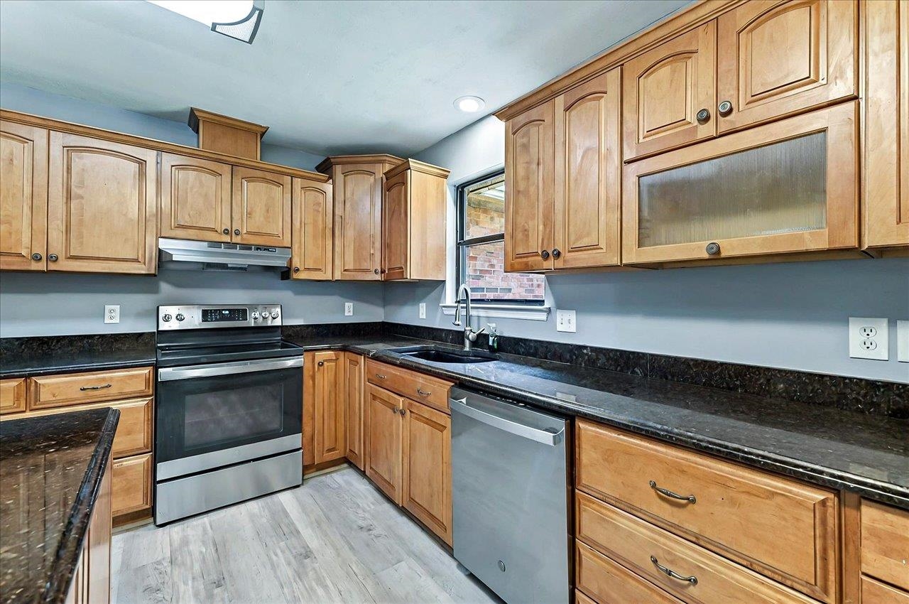 8112 Blue Quill Trail, Tallahassee, Texas image 16