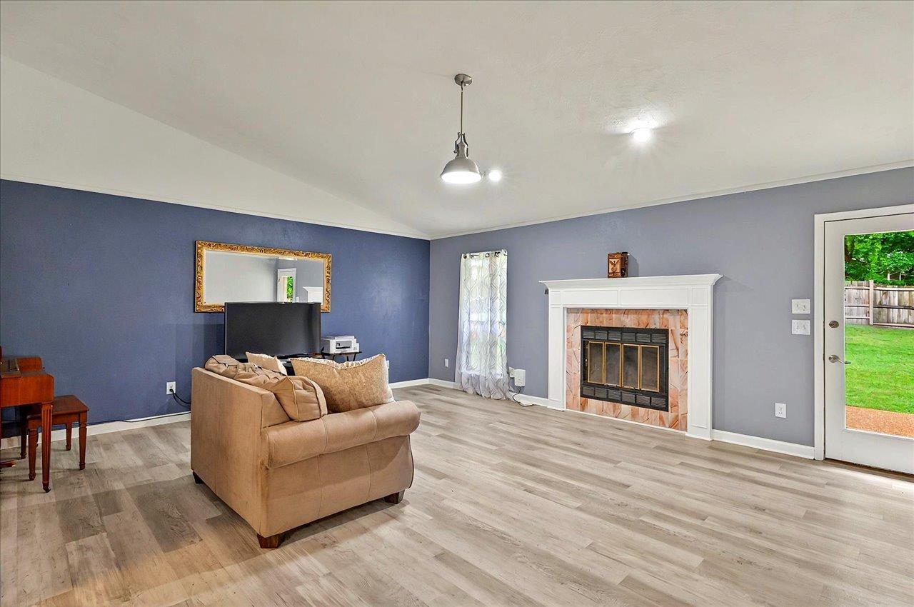8112 Blue Quill Trail, Tallahassee, Texas image 20