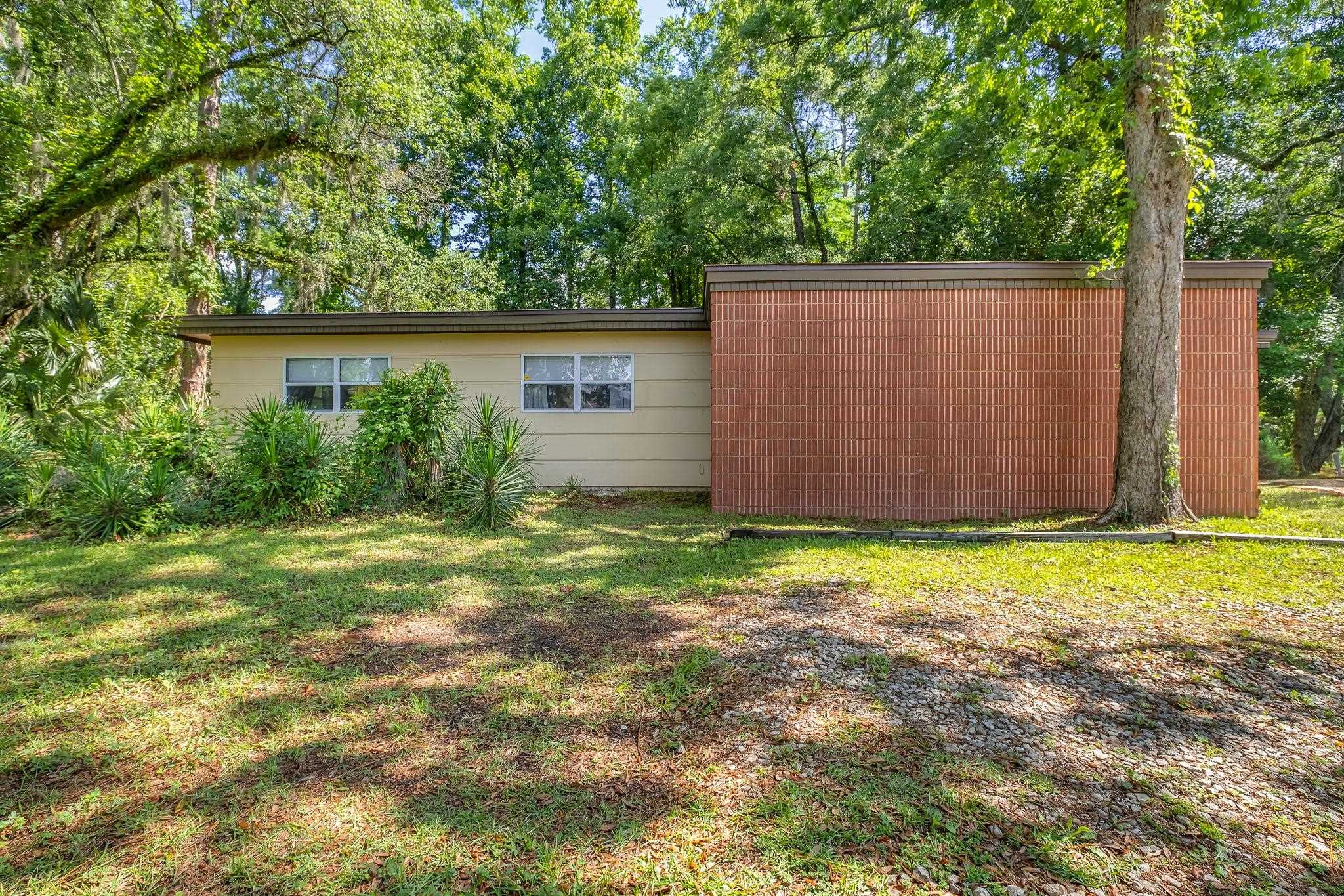 2310 Mission Road, Tallahassee, Texas image 1