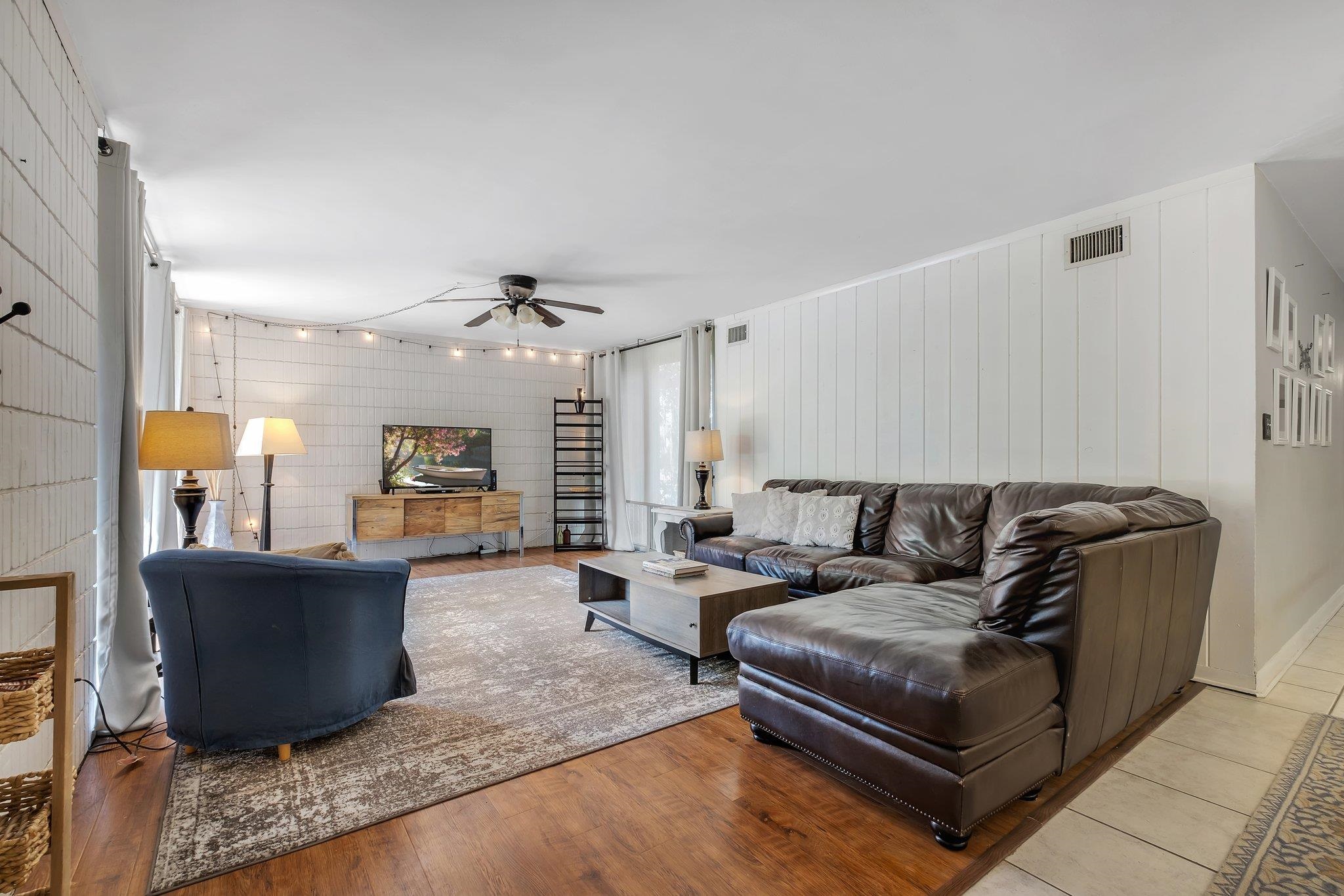 2310 Mission Road, Tallahassee, Texas image 2