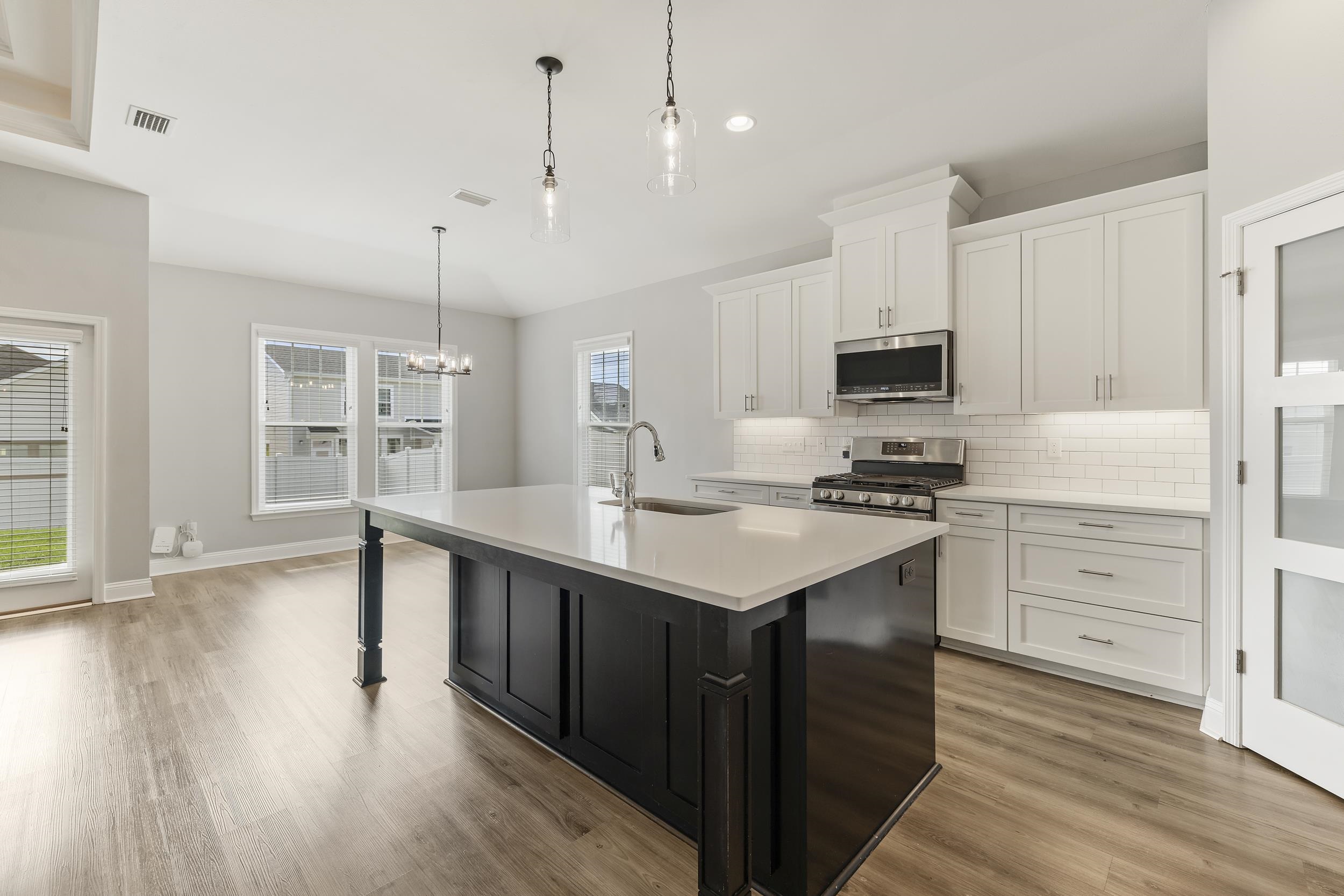 351 Ursaline Street, Tallahassee, Texas image 13