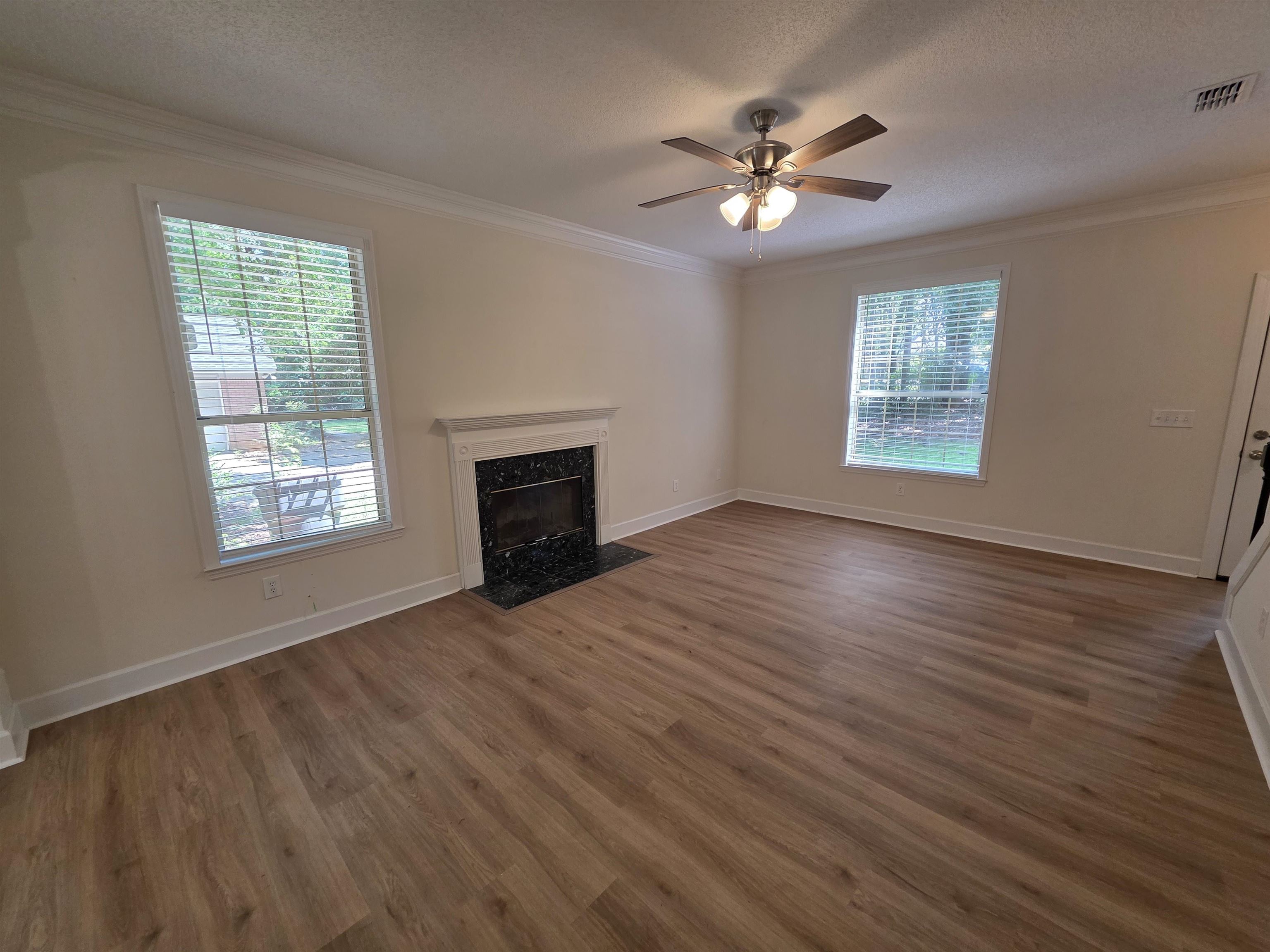 9369 Buck Haven Trail, Tallahassee, Texas image 6