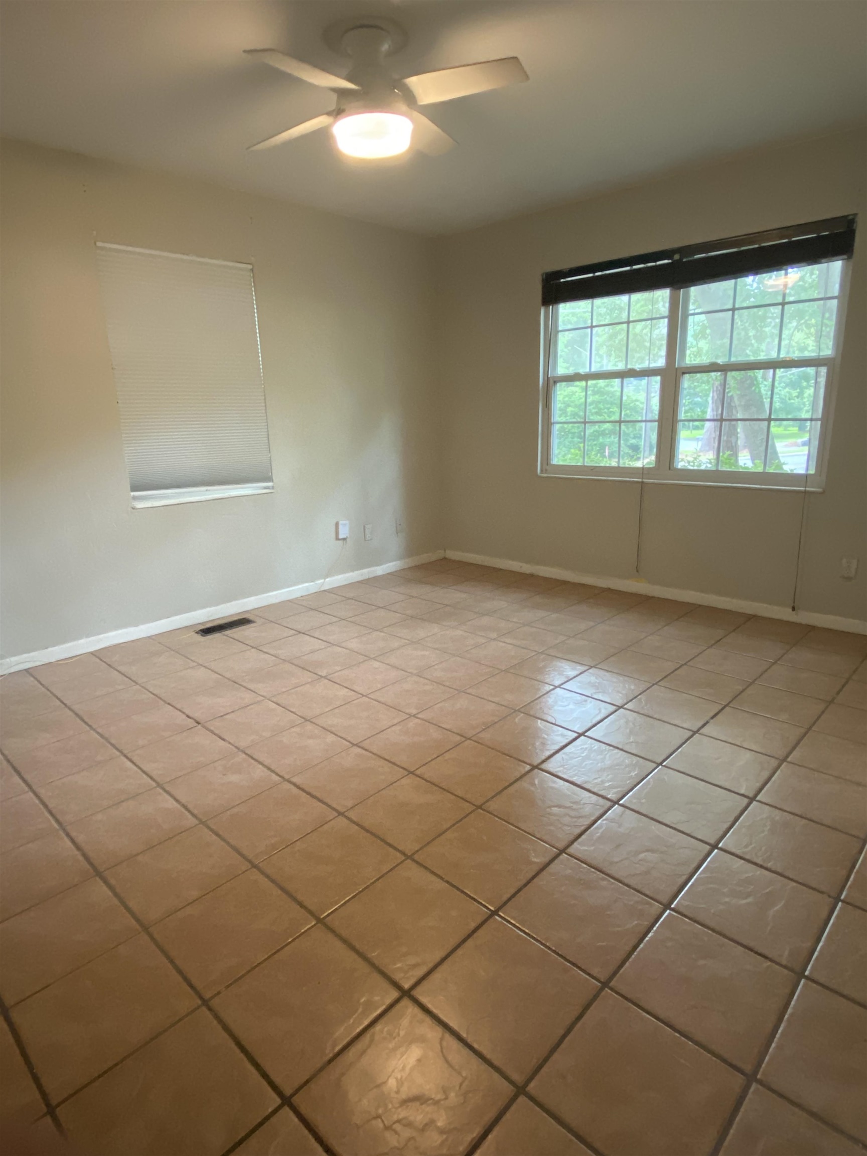 1800 Salmon Drive, Tallahassee, Texas image 20