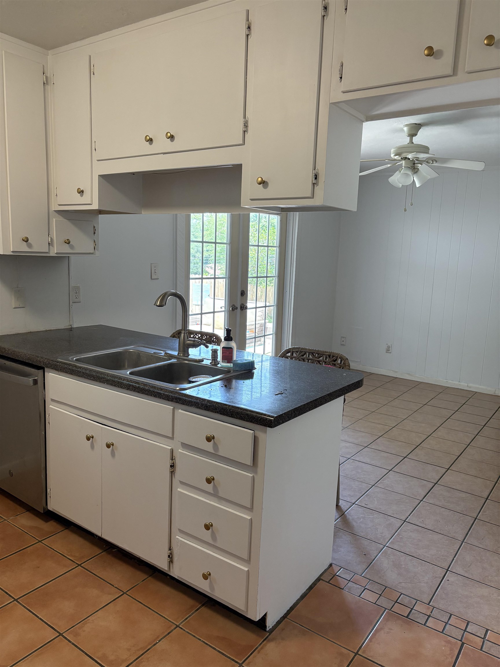 1800 Salmon Drive, Tallahassee, Texas image 9