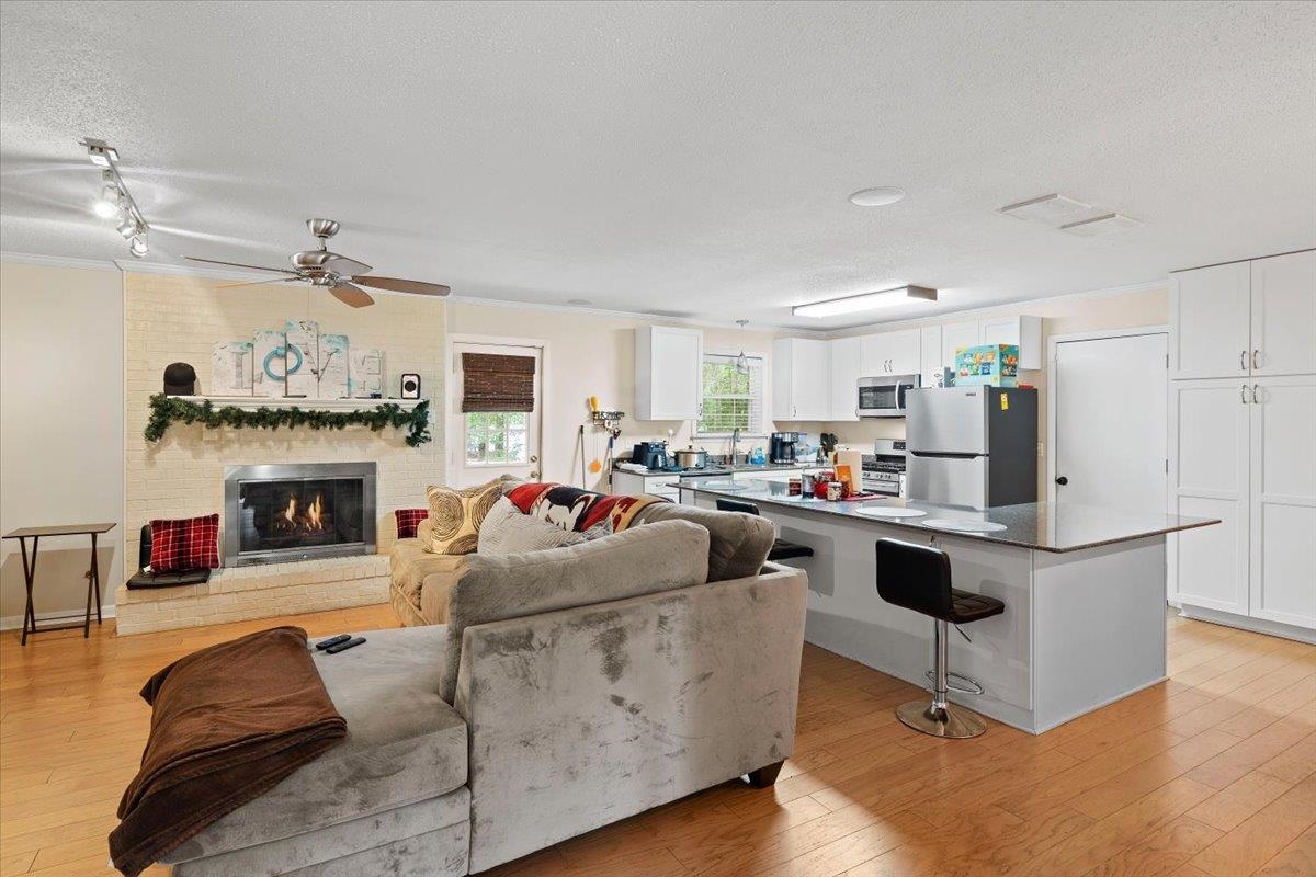 2304 Vincent Drive, Tallahassee, Florida image 5