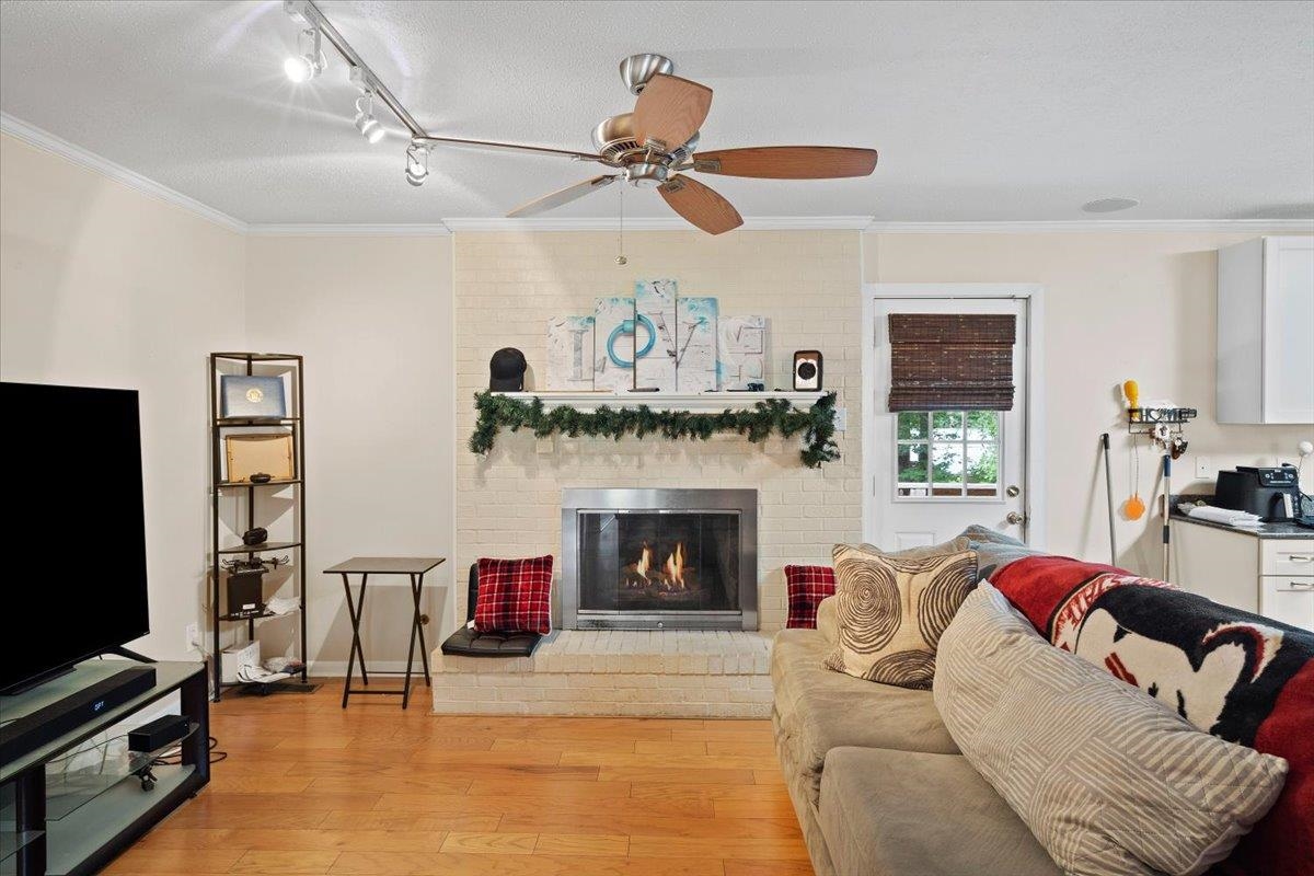 2304 Vincent Drive, Tallahassee, Florida image 6