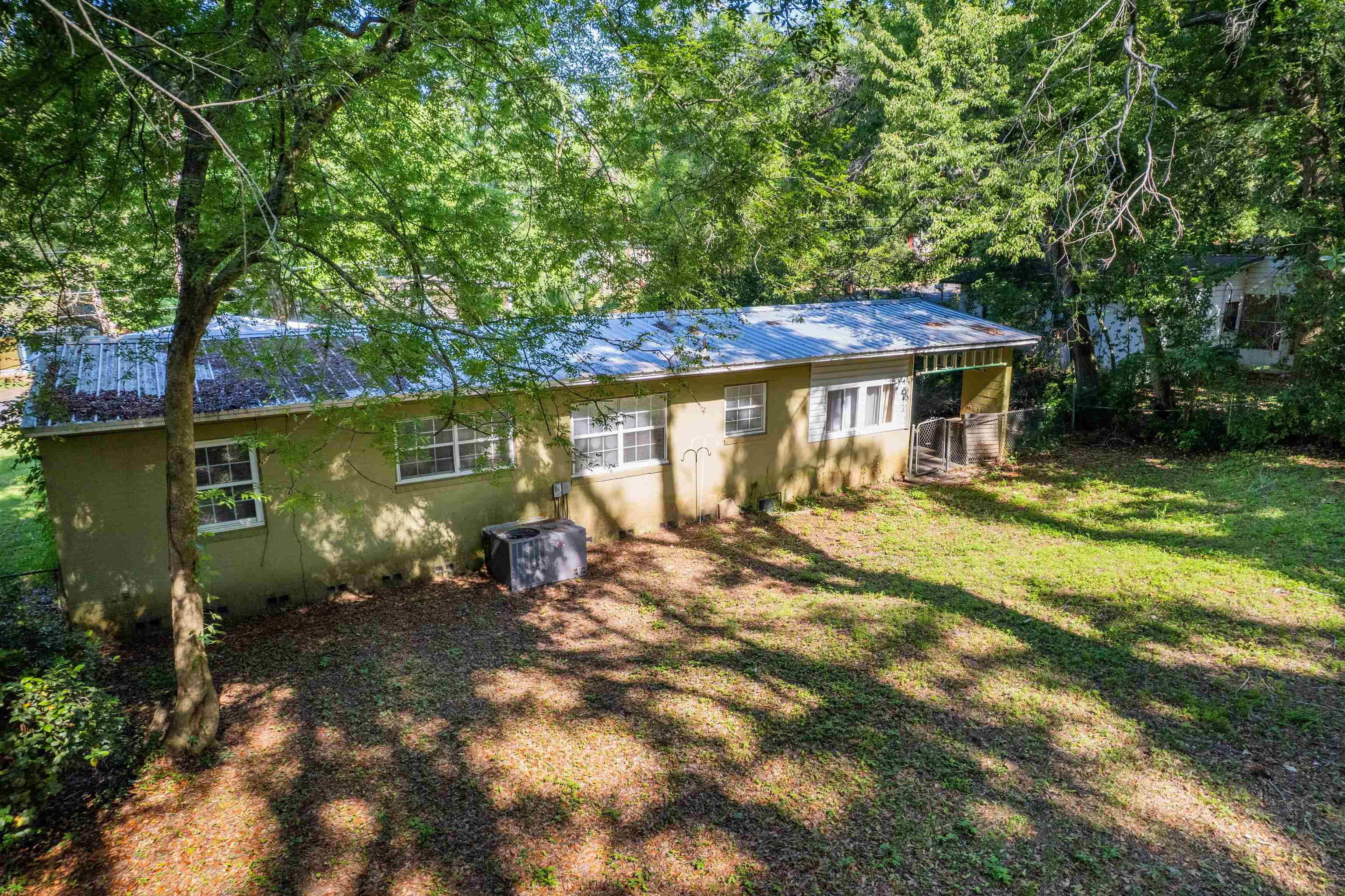 2311 Pontiac Drive, Tallahassee, Florida image 27