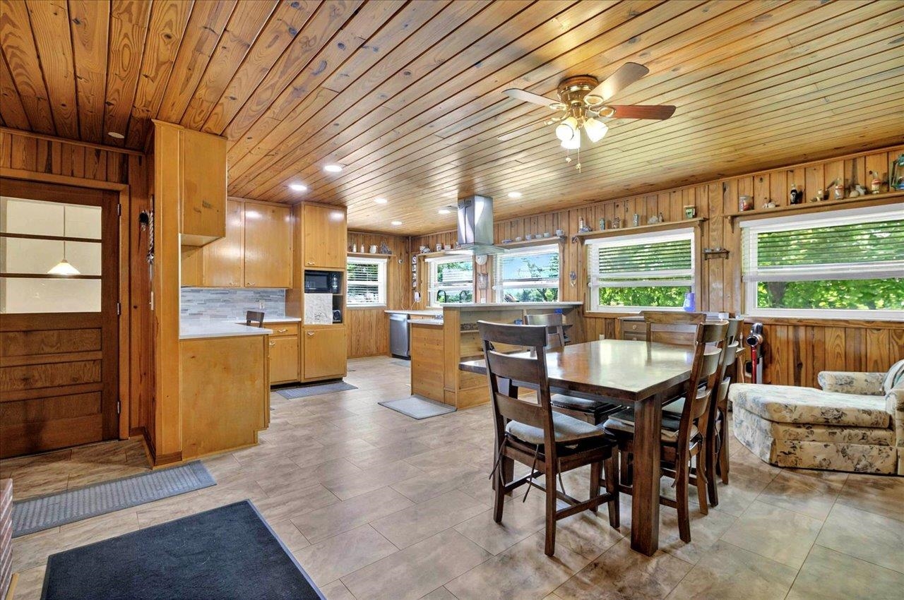5975 Mount Pleasant Road, Quincy, Texas image 11