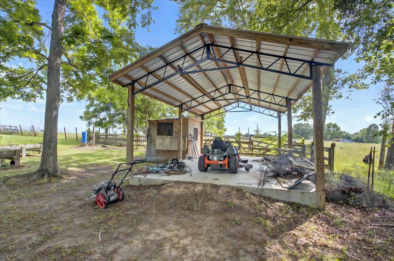 5975 Mount Pleasant Road, Quincy, Texas image 27