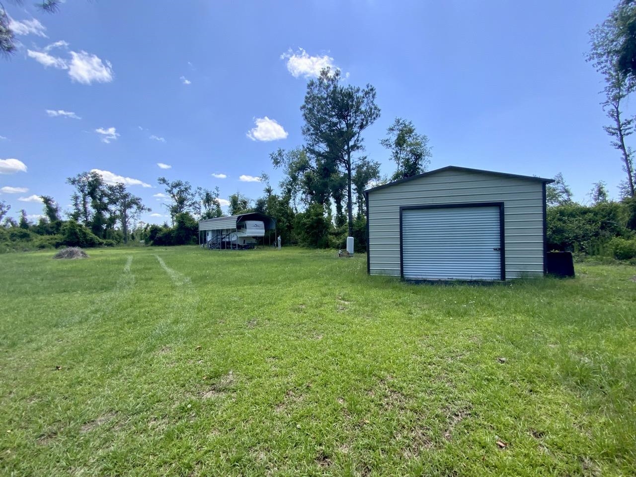 427 SW Castleberry Trail, Madison, Florida image 1