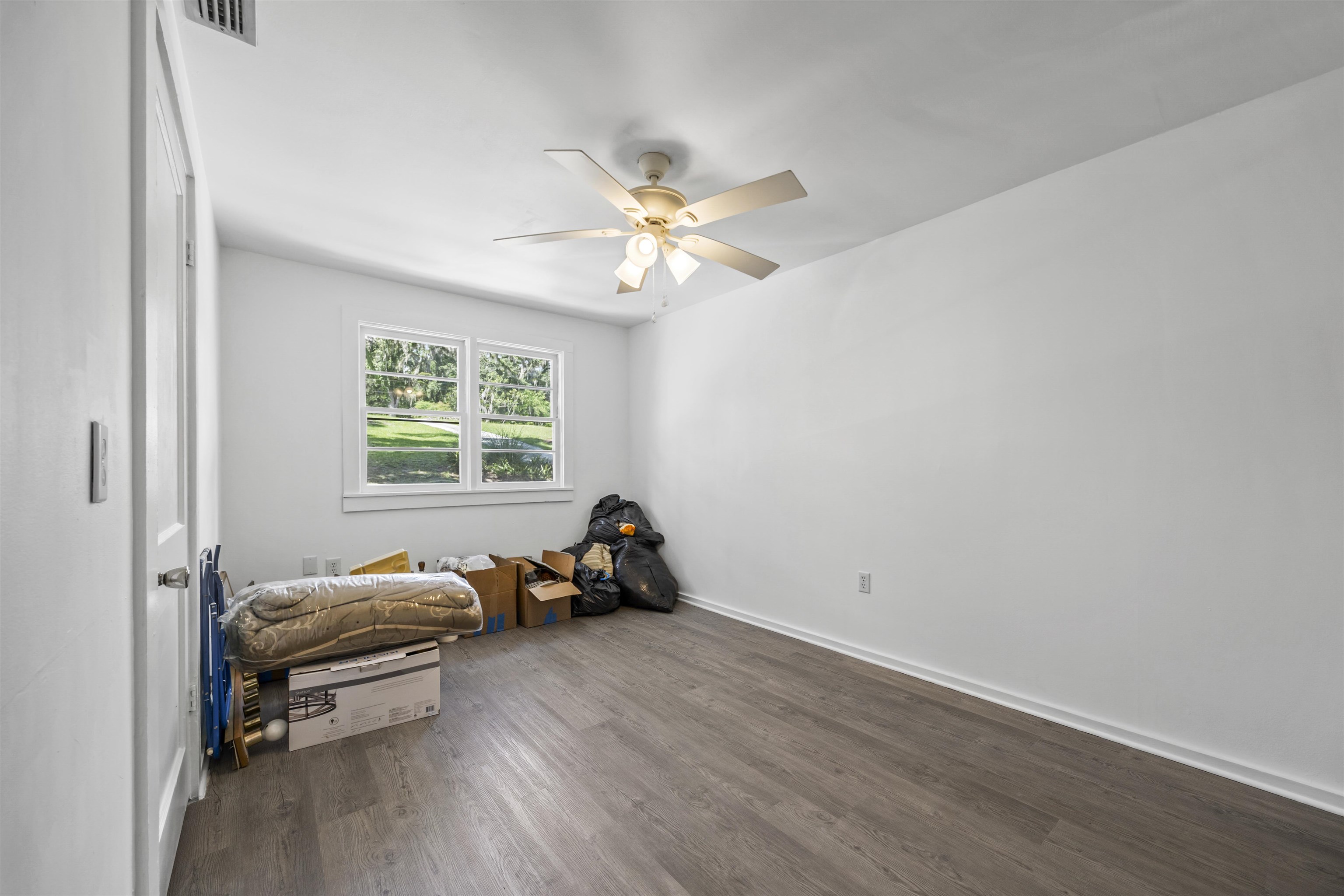 1055 NE Cherry Lake Circle, Madison, Texas image 17