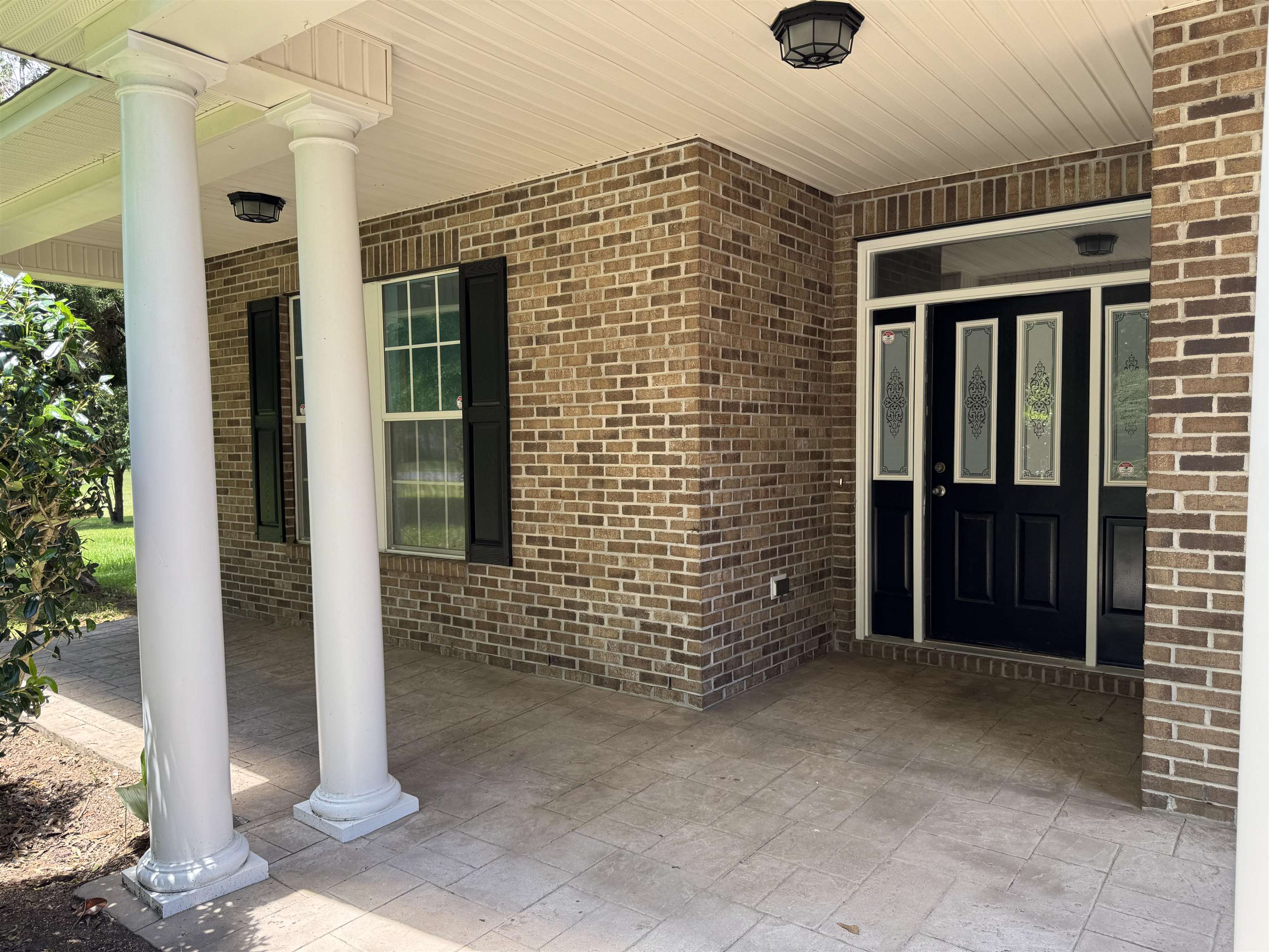 106 Parkside Circle, Crawfordville, Florida image 2