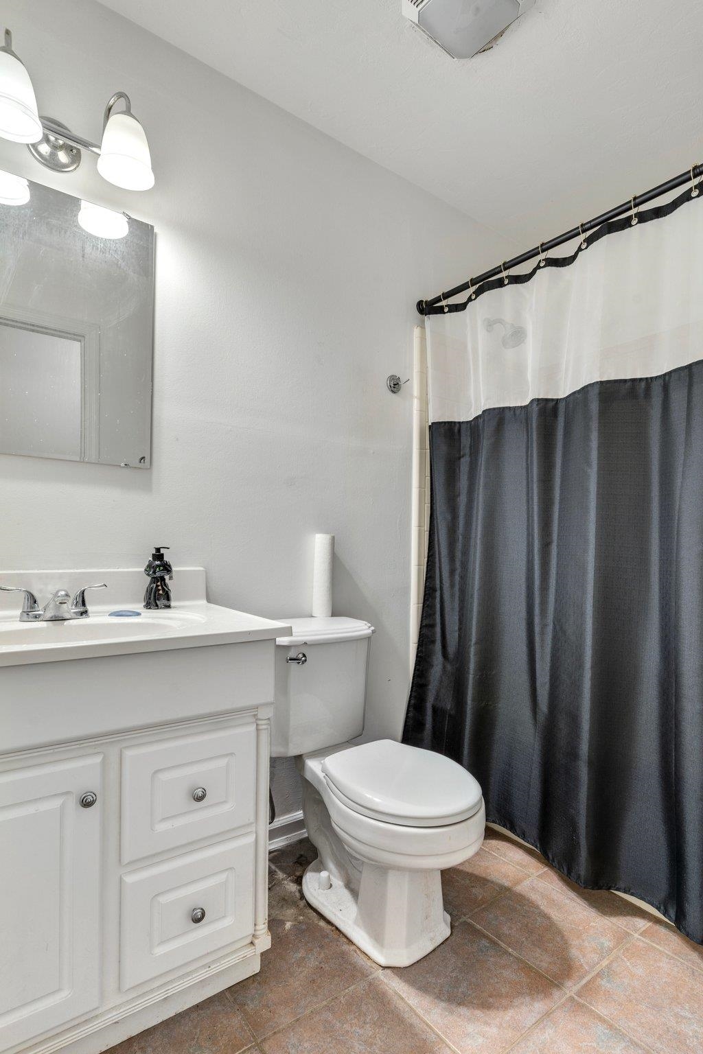 2090 Little River Lane, Tallahassee, Texas image 14