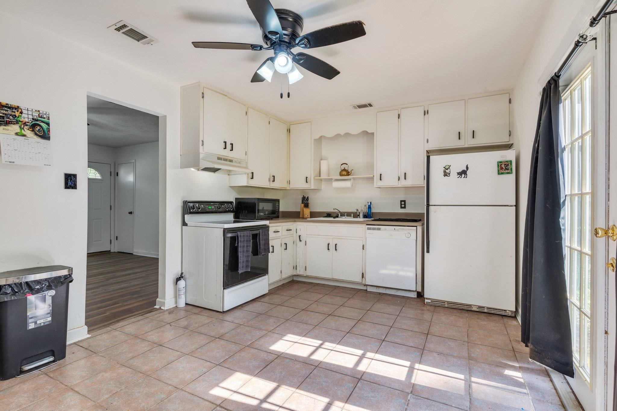 2090 Little River Lane, Tallahassee, Texas image 4