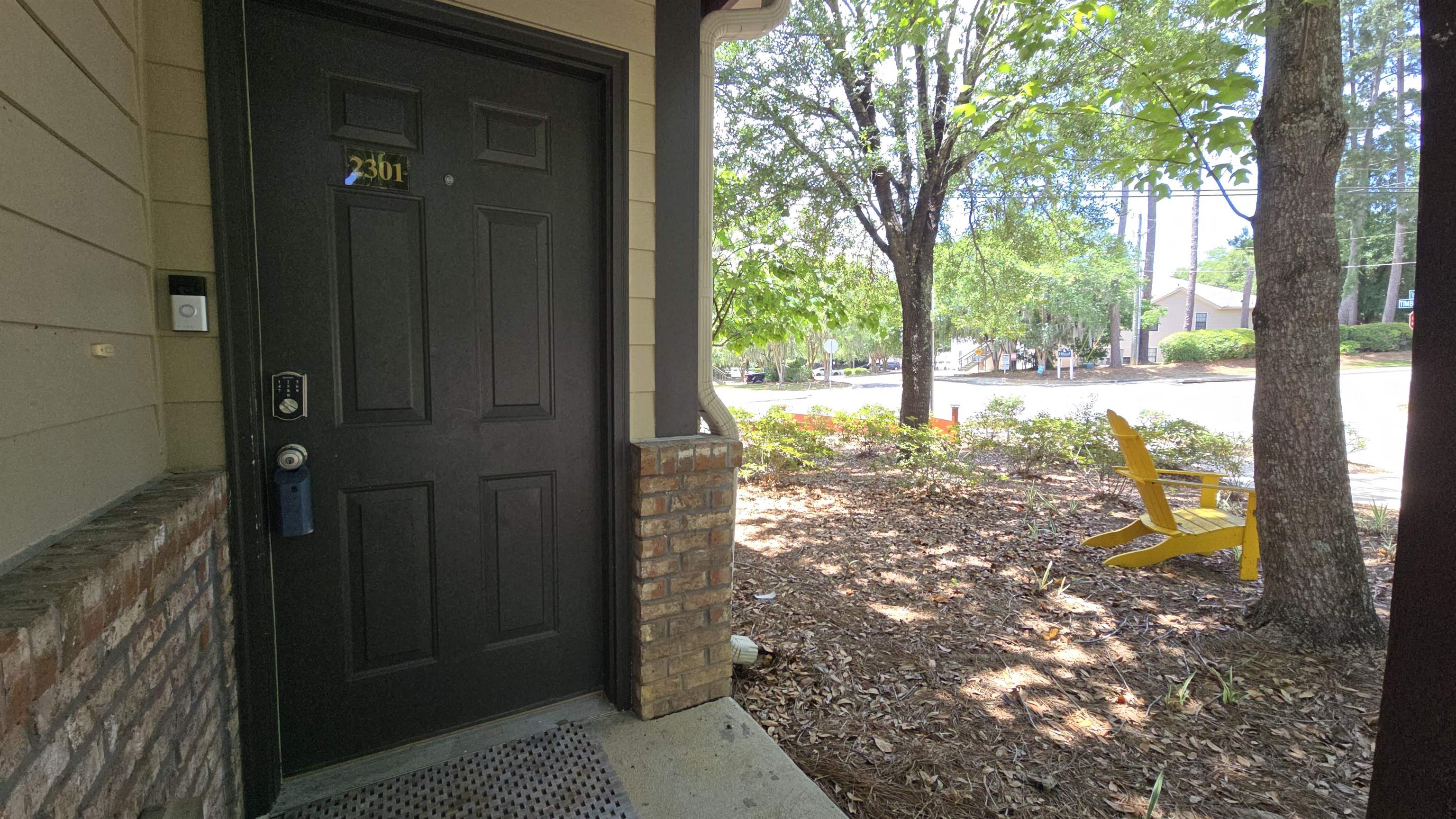 2301 Timber Oaks Lane #BLDG 2, Tallahassee, Texas image 2