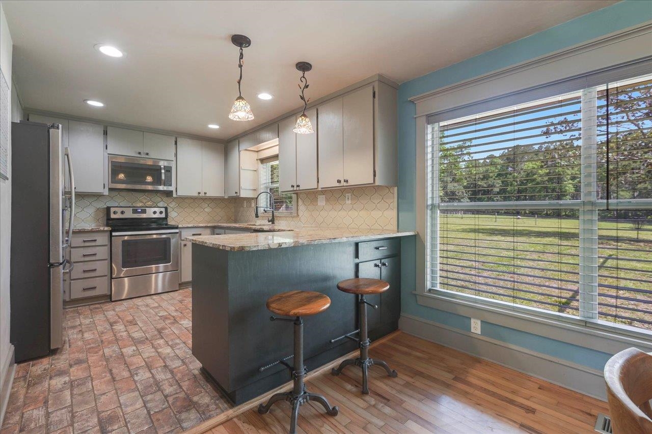 16824 Mahan Drive, Tallahassee, Florida image 16