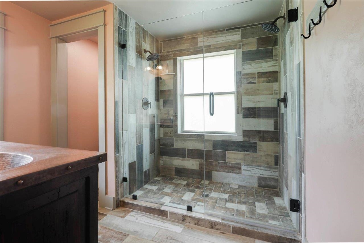 16824 Mahan Drive, Tallahassee, Florida image 23