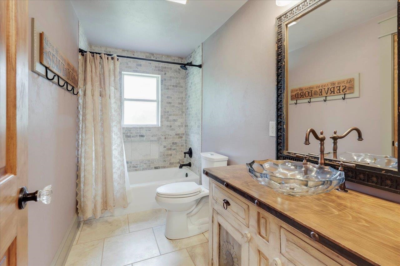 16824 Mahan Drive, Tallahassee, Florida image 25