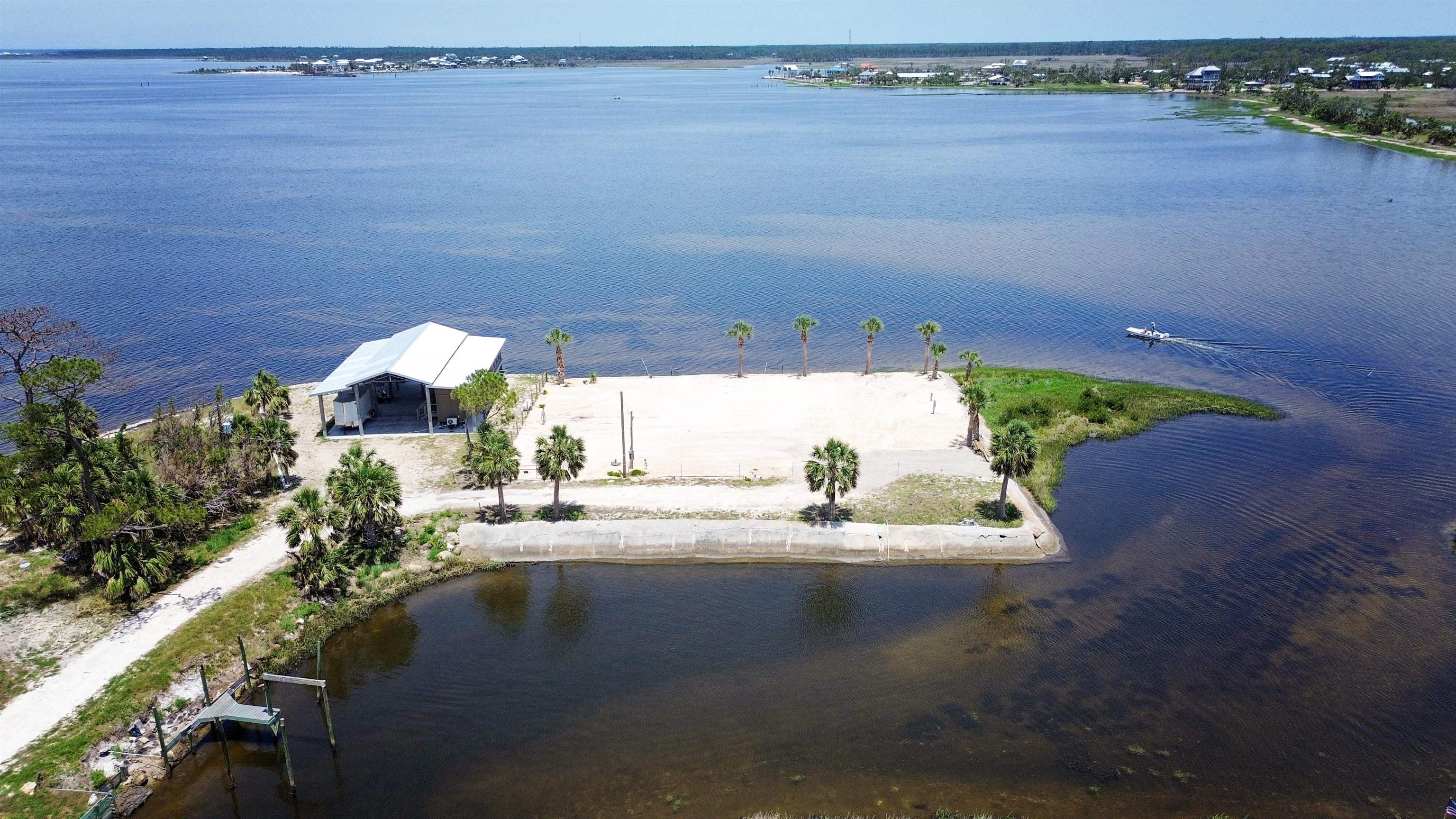 21851 N Gulfview Drive, Perry, Florida image 18