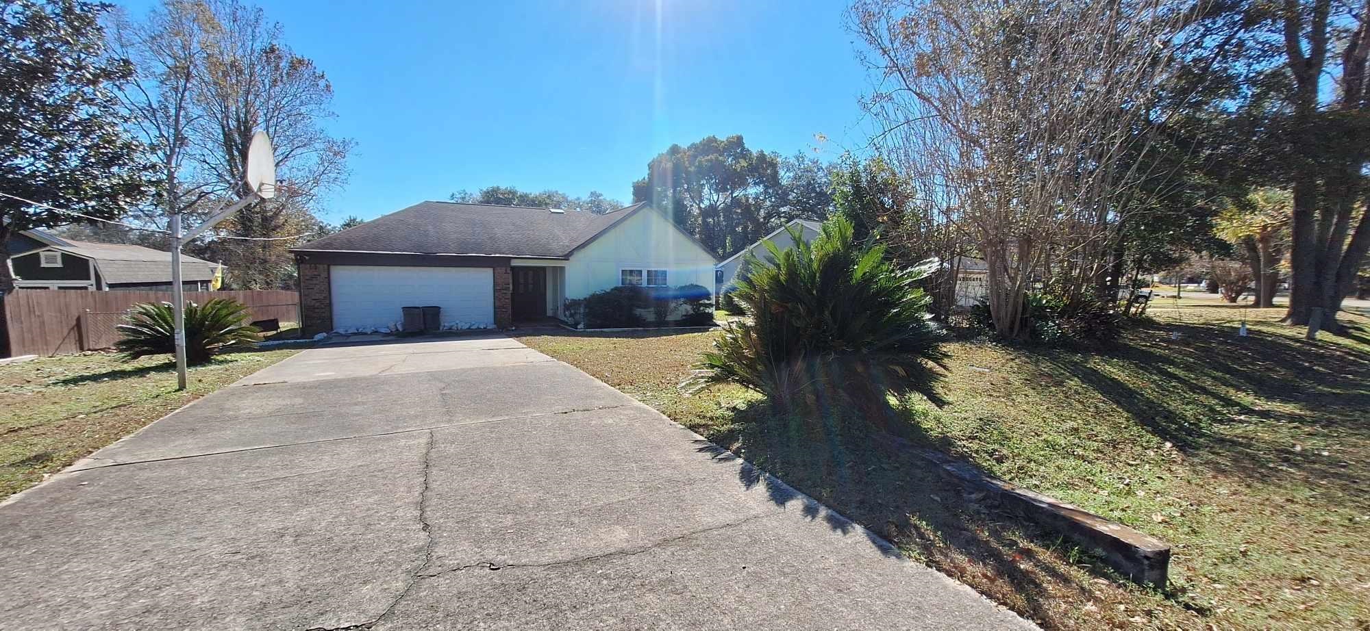 6567 NE Montrose Trail, Tallahassee, Texas image 1