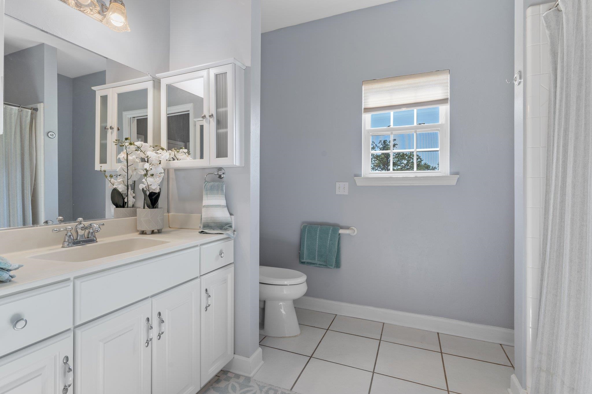 9525 Woodland Hills Way, Tallahassee, Florida image 25