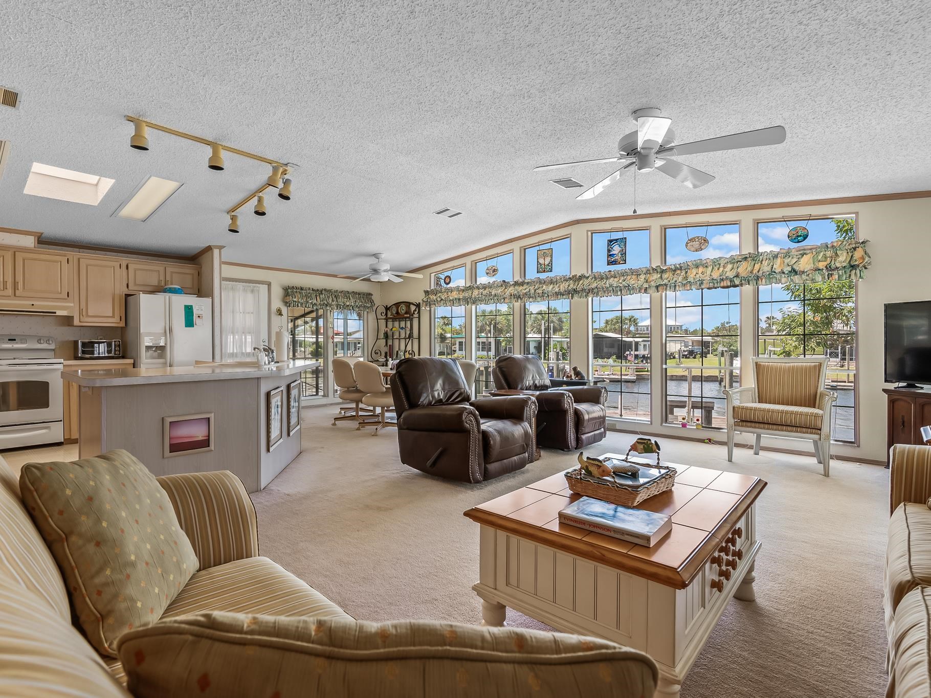60 Janet Drive, Crawfordville, Florida image 11