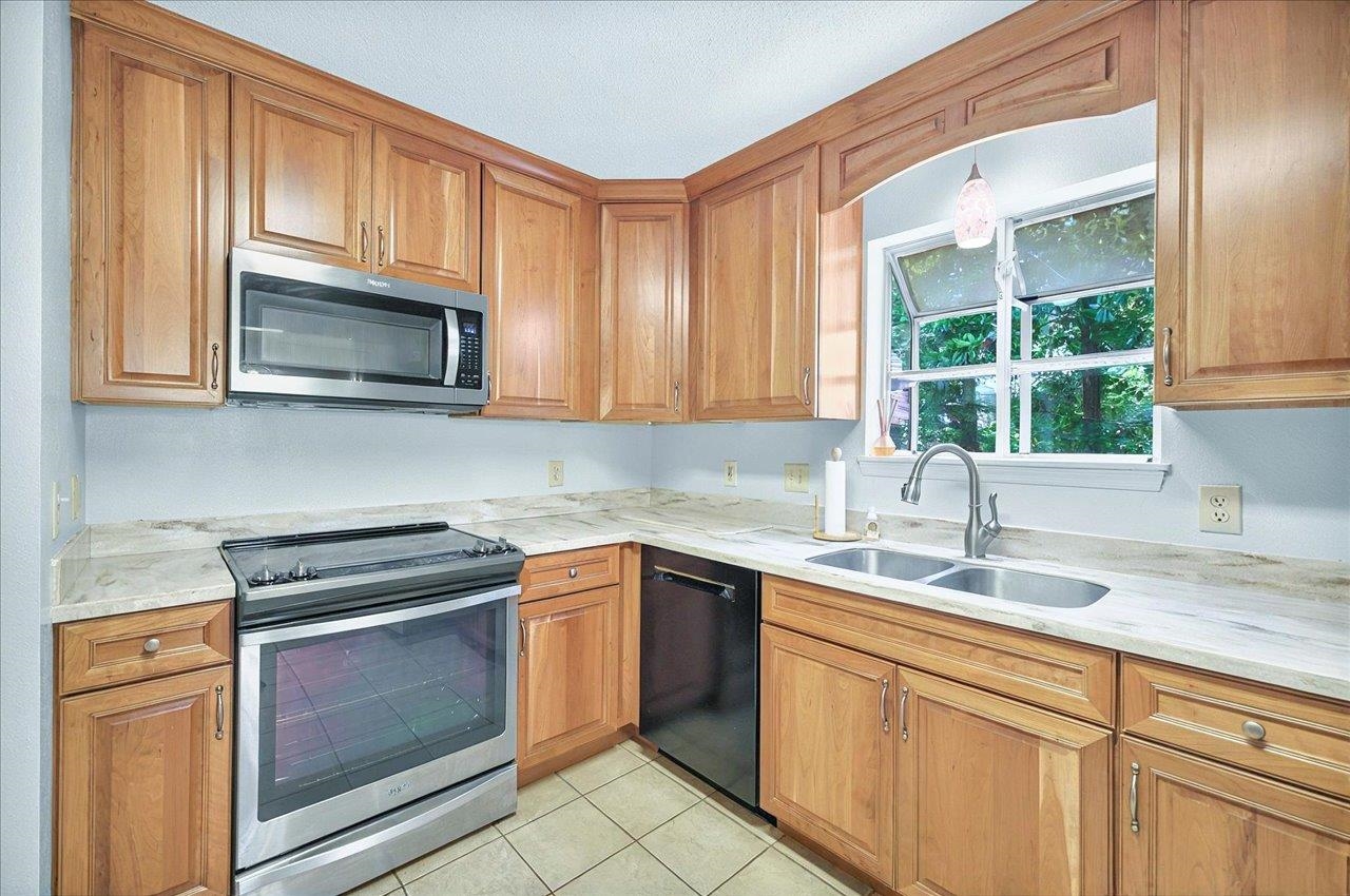 296 Timberlane Road, Tallahassee, Florida image 3