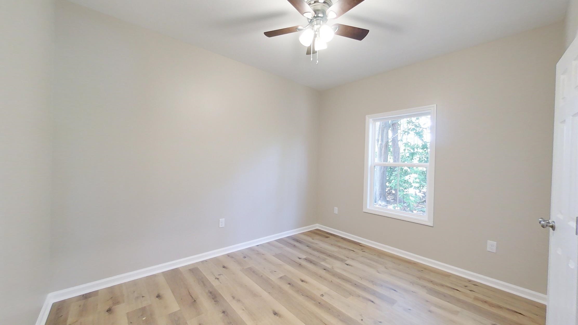 302 Betty Street, Thomasville, Texas image 17