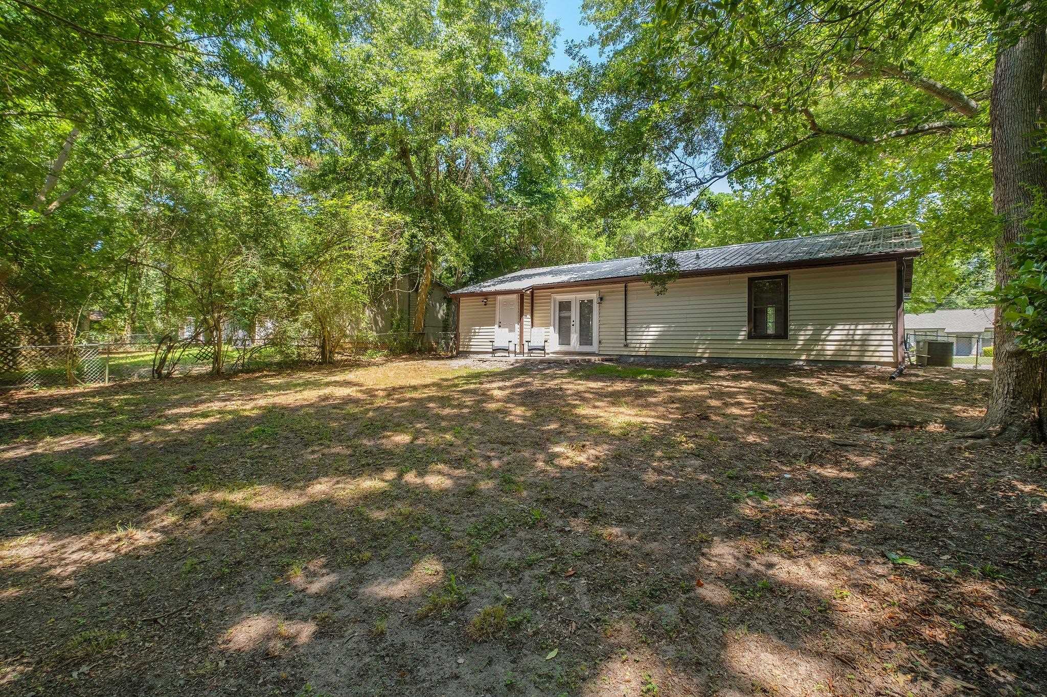 2917 Greenon Lane, Tallahassee, Texas image 24