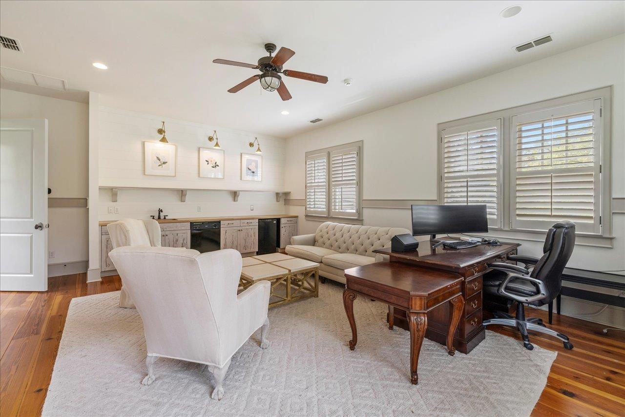 6995 Big Woods Drive, Tallahassee, Texas image 34