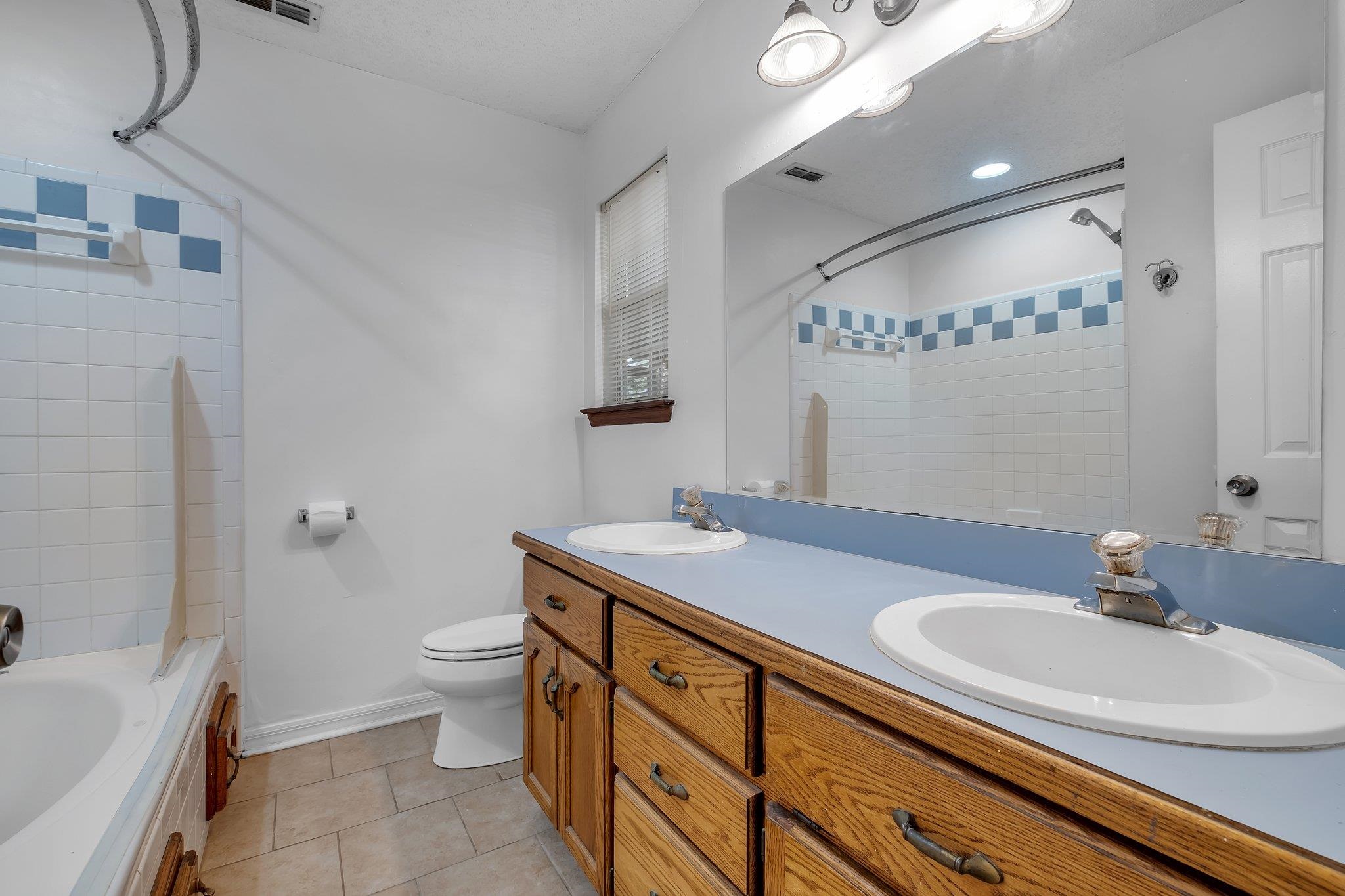 3964 Bourbon Street, Tallahassee, Texas image 9