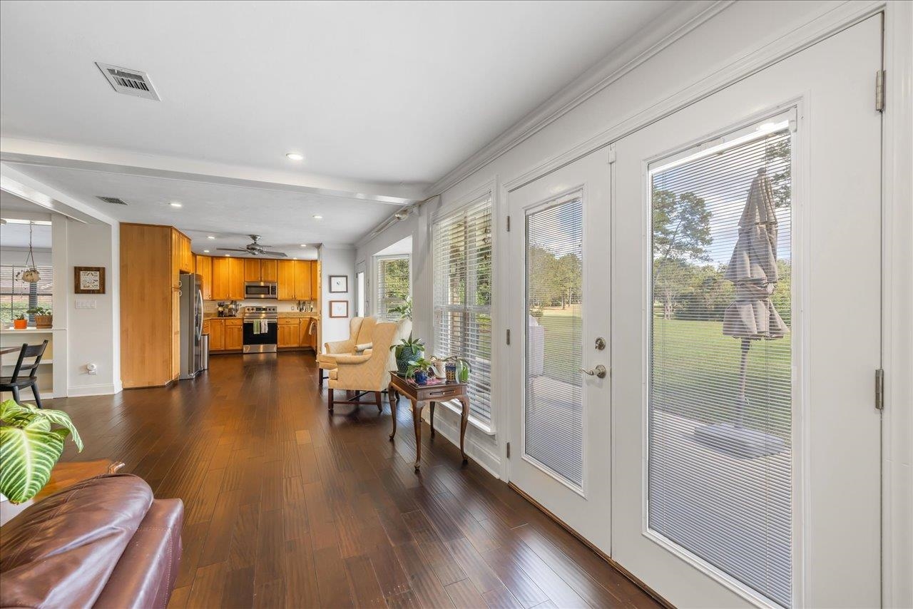 4033 Kilmartin Drive, Tallahassee, Texas image 10
