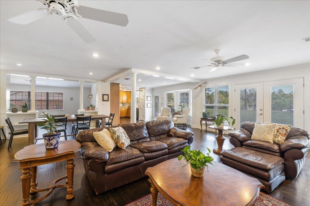 4033 Kilmartin Drive, Tallahassee, Texas image 8