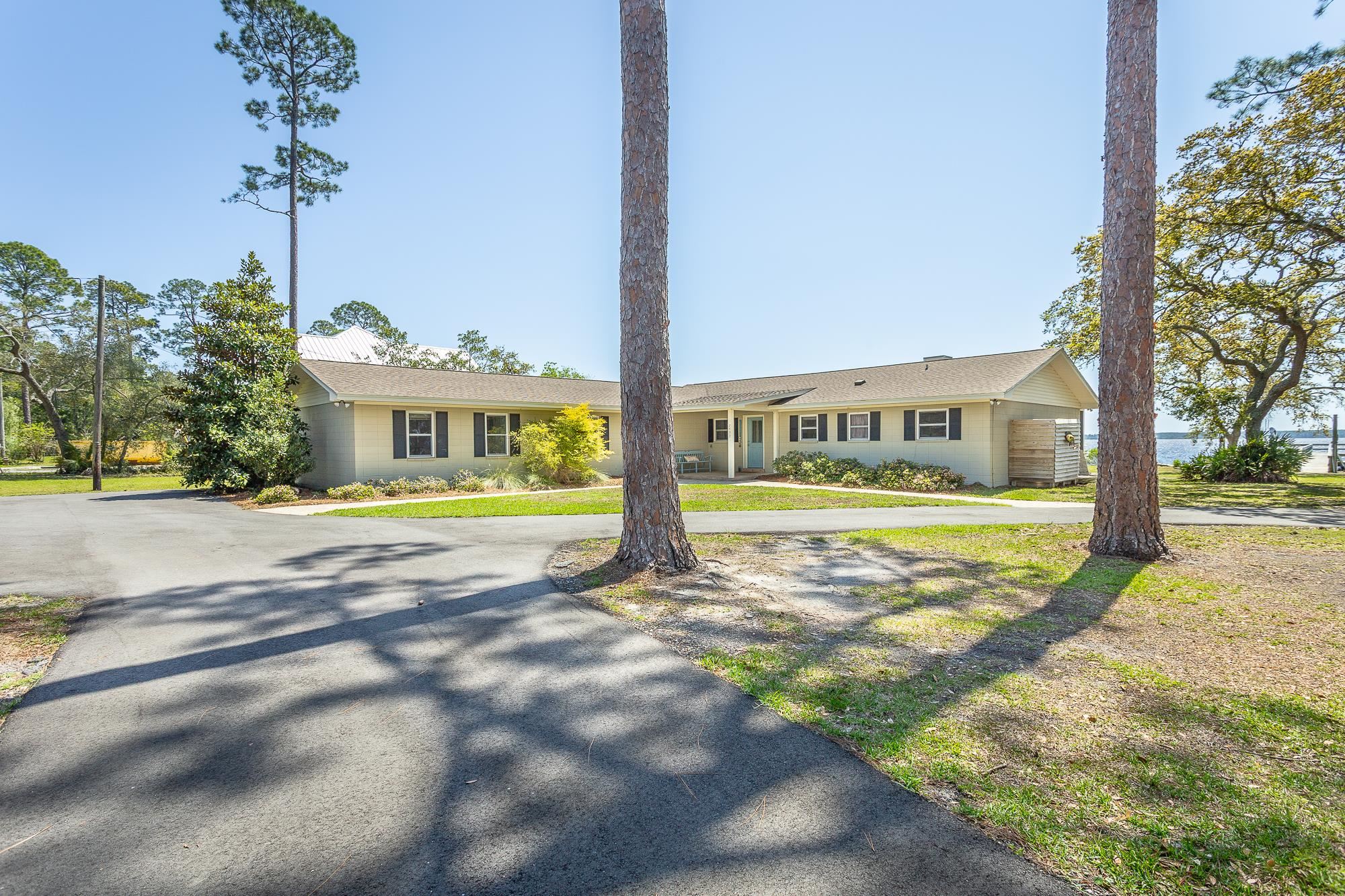 2433 Surf Road, Panacea, Florida image 2