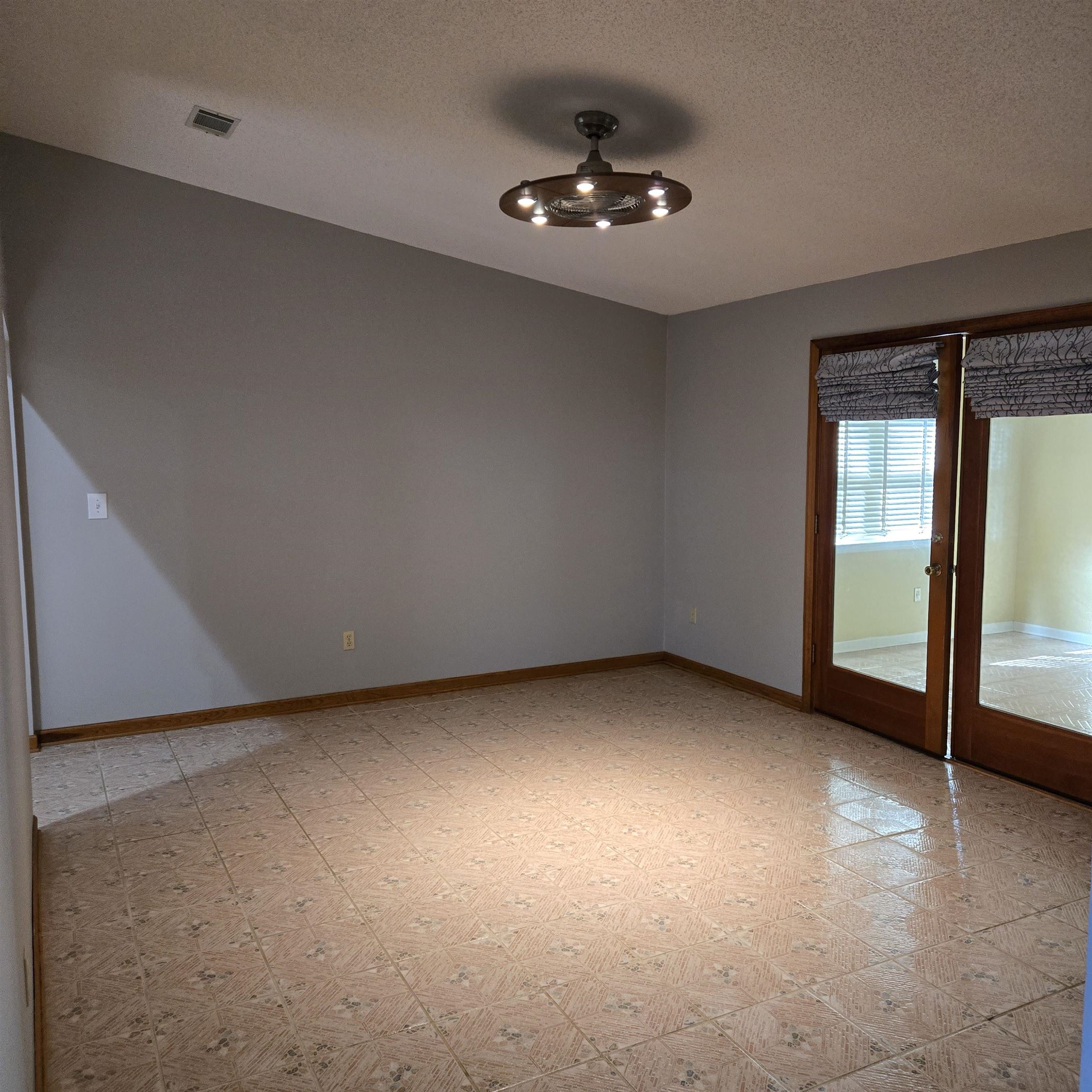 1322 Alshire Court, Tallahassee, Texas image 4