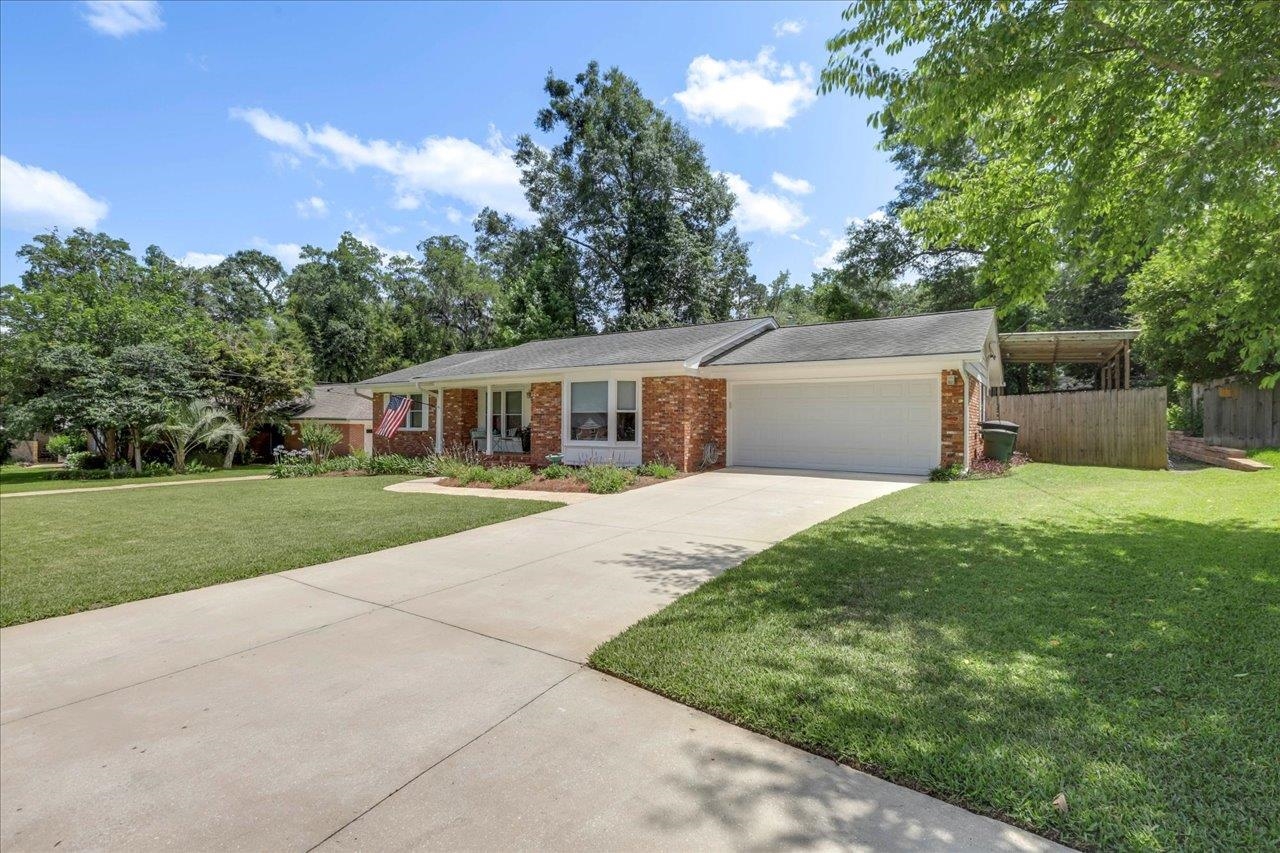 1115 Sandhurst Drive, Tallahassee, Florida image 2