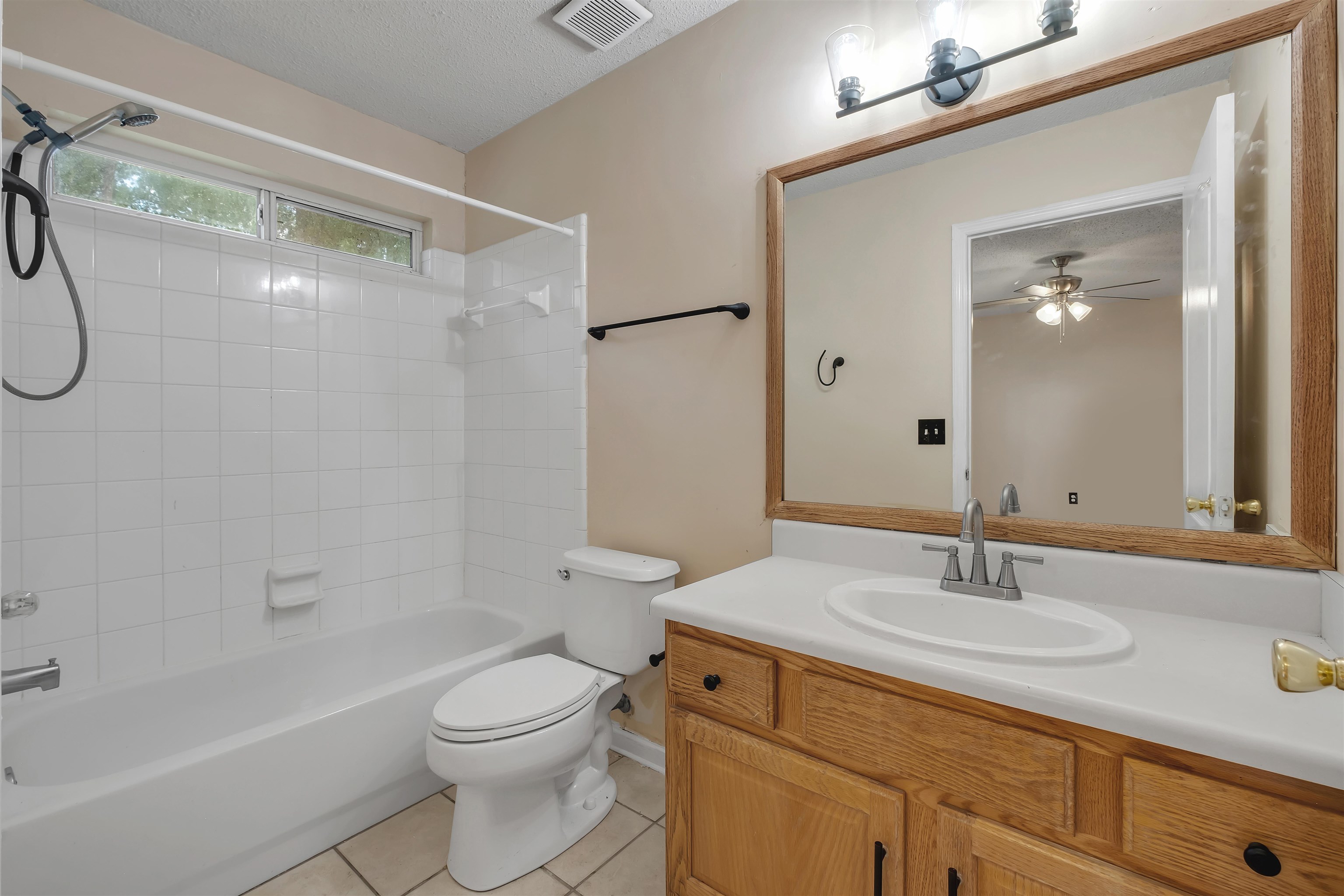 5609 Mossy Top Way, Tallahassee, Texas image 8