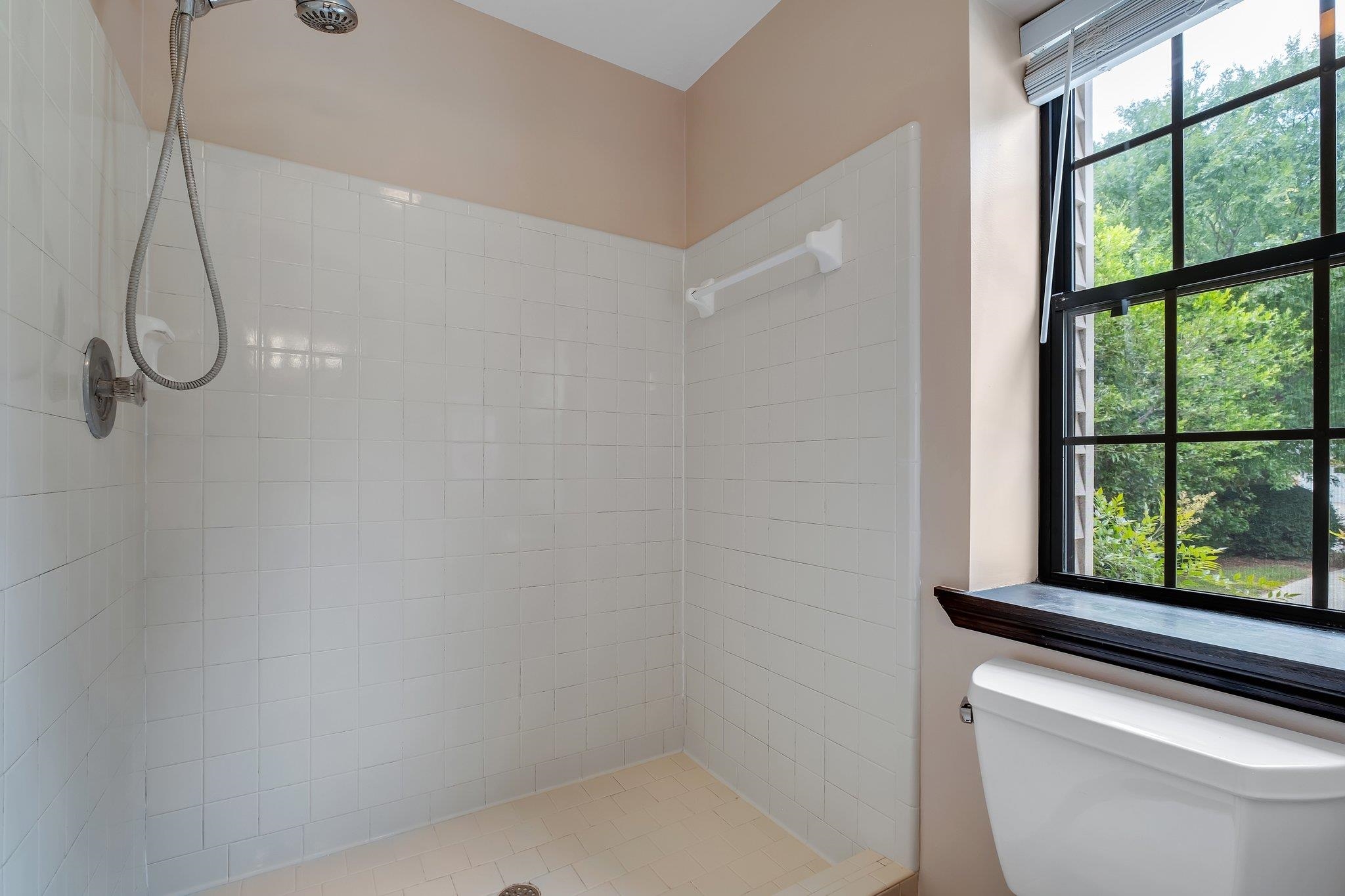 2825 Ohara Drive, Tallahassee, Texas image 36