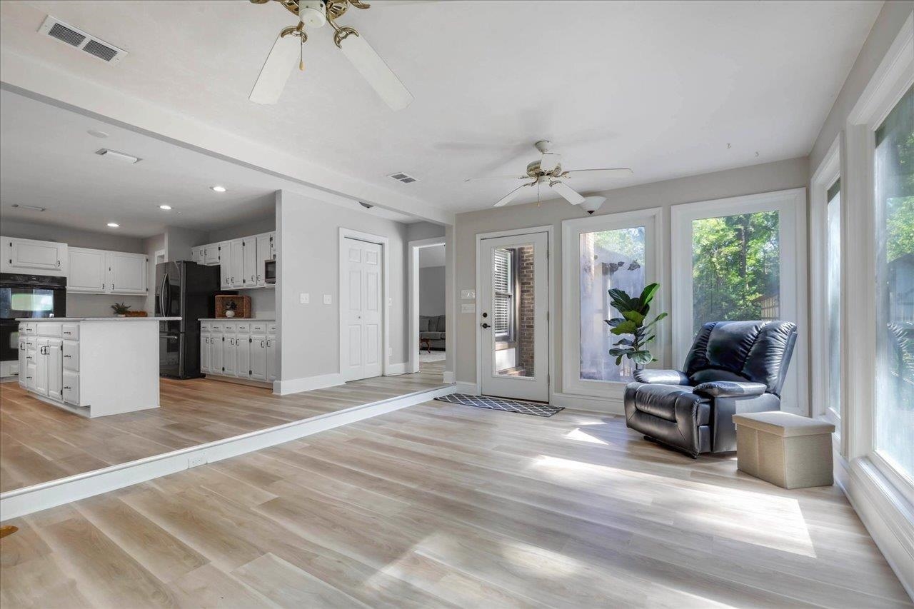 1078 Tung Hill Drive, Tallahassee, Texas image 11