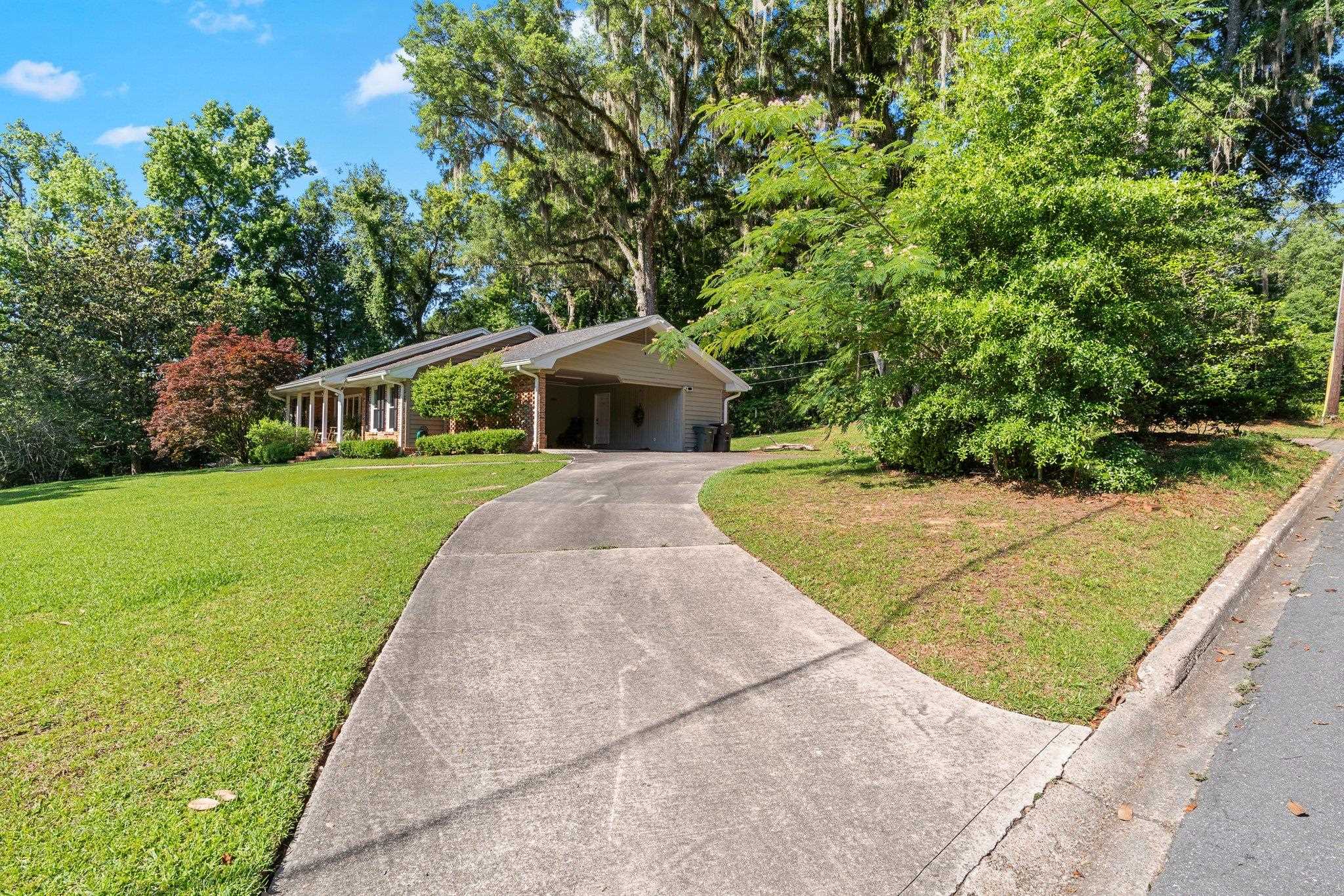3122 Cabot Drive, Tallahassee, Florida image 2