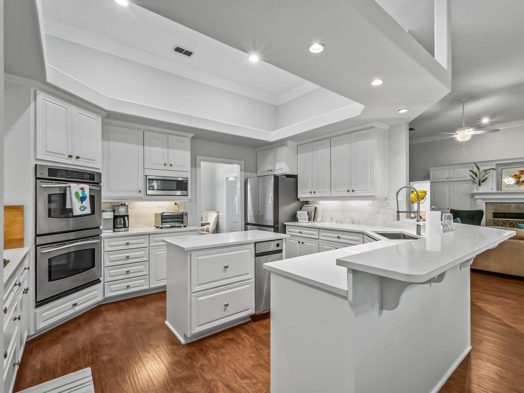 9699 Pebble Beach Way, Tallahassee, Texas image 1