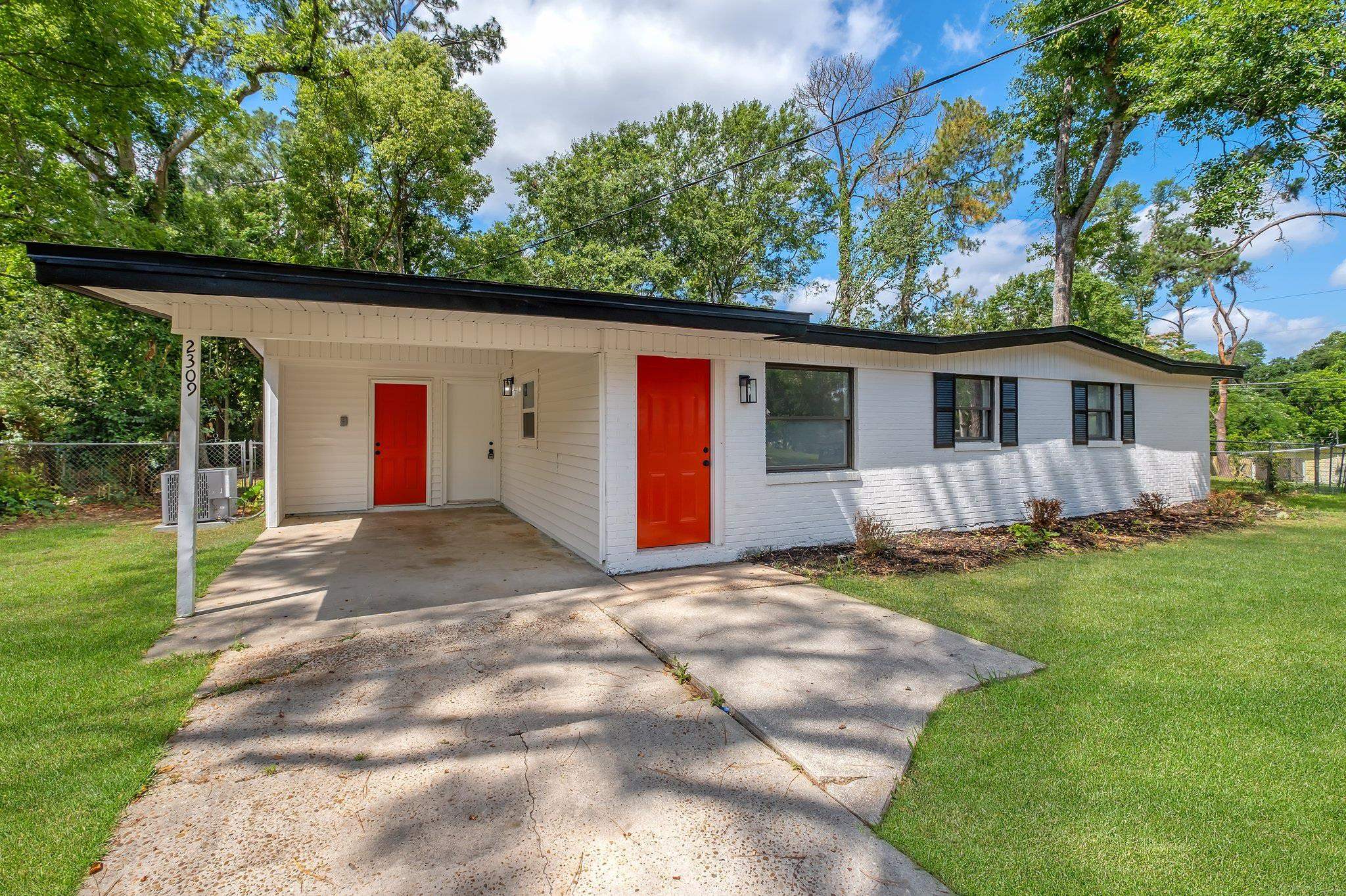 2309 Oxford Road, Tallahassee, Florida image 1