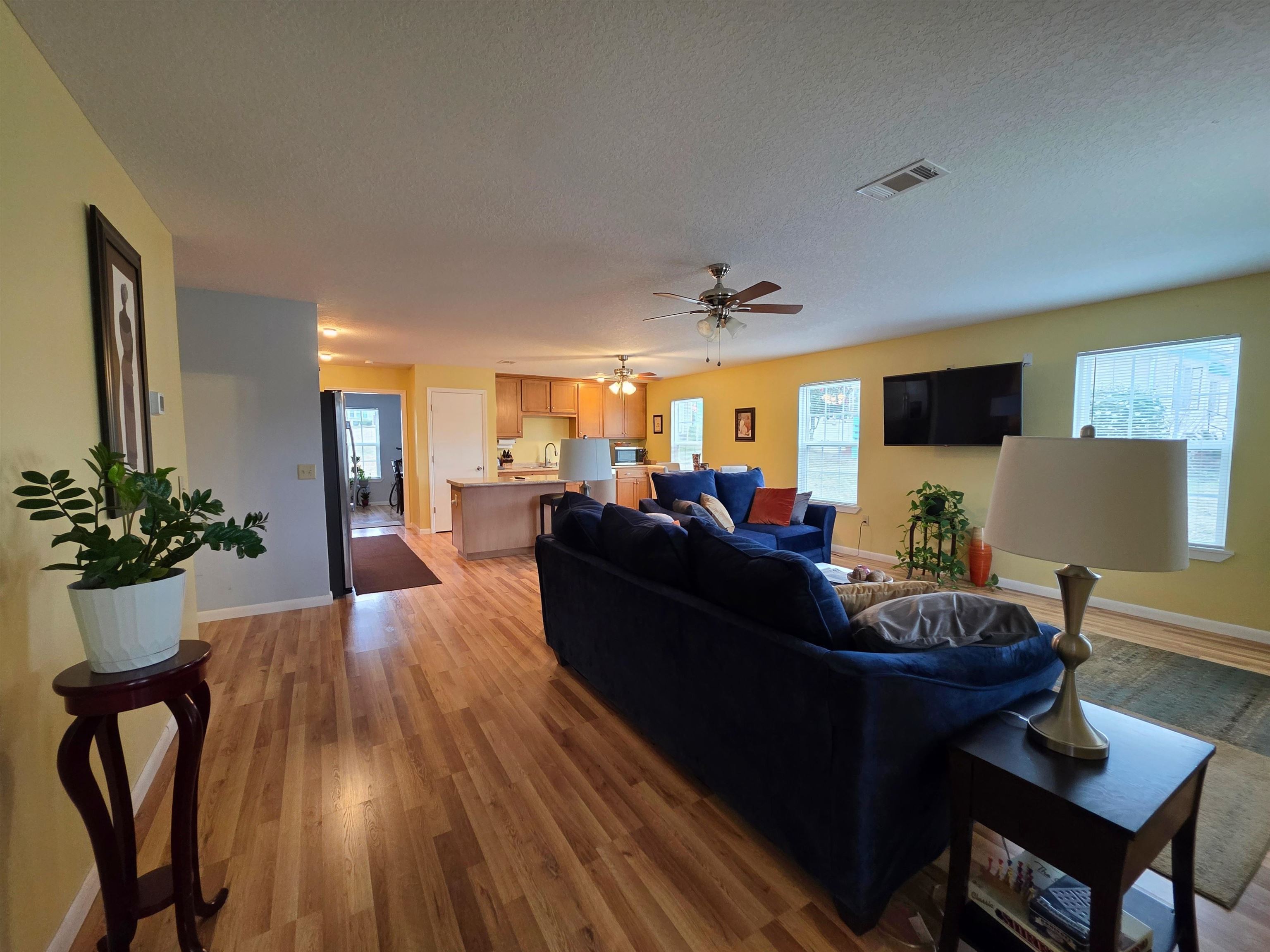 715 SE Lakeshore Drive, Madison, Texas image 13
