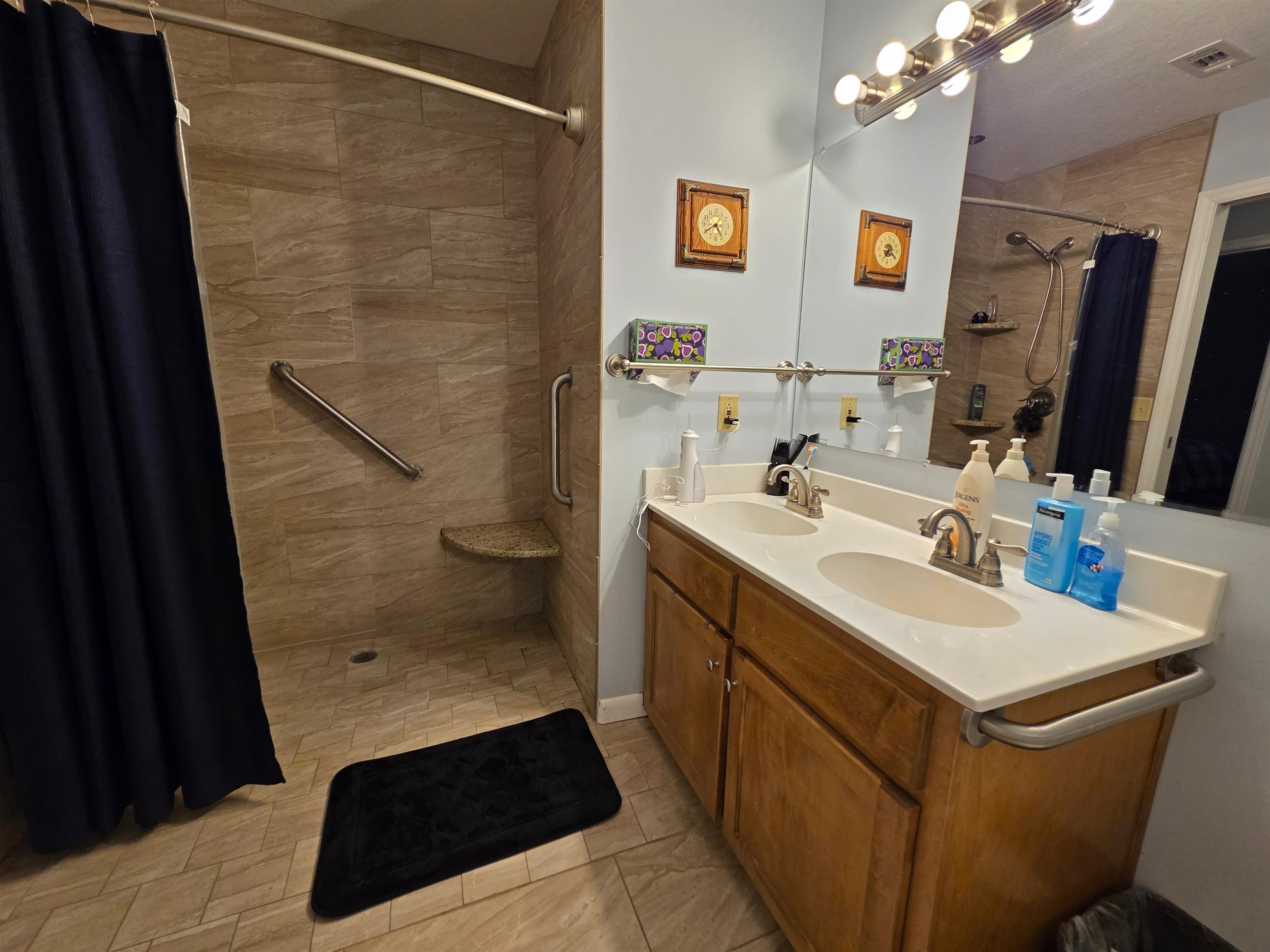 715 SE Lakeshore Drive, Madison, Texas image 16